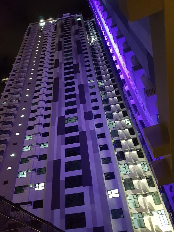 Kc 2 At Horizon 101 Apartment