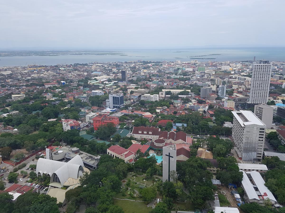 Kc 2 At Horizon 101 Cebu