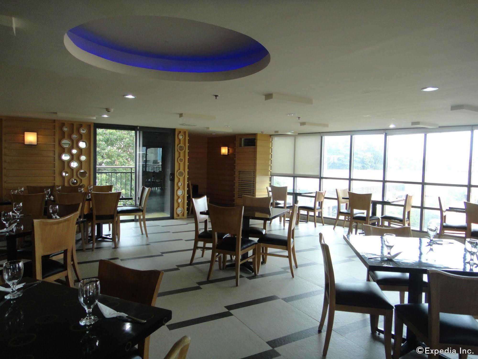 Ramos Tower Apartment *