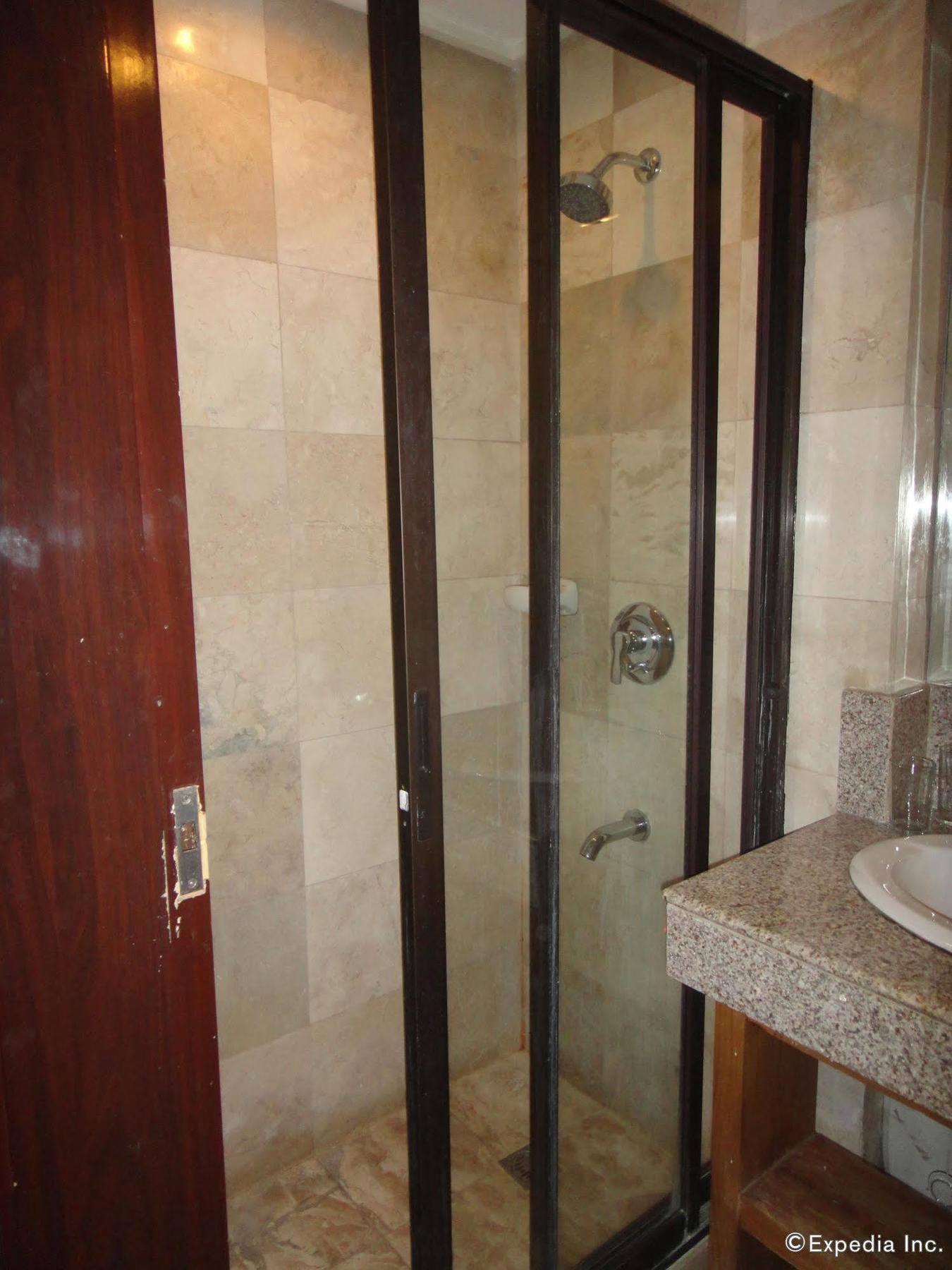 Ramos Tower Apartment Cebu