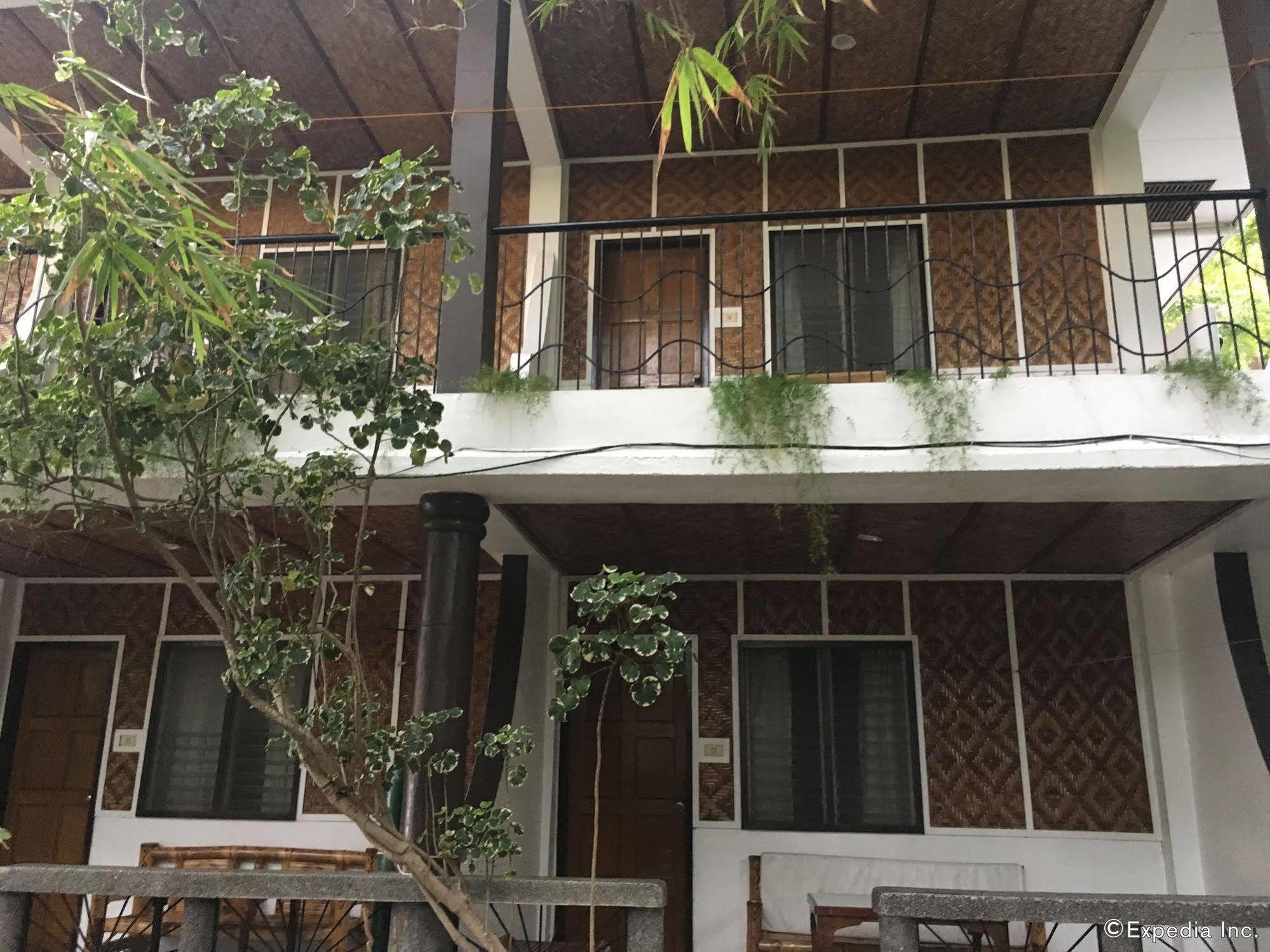 Resort Love'S Beach & Dive Resort