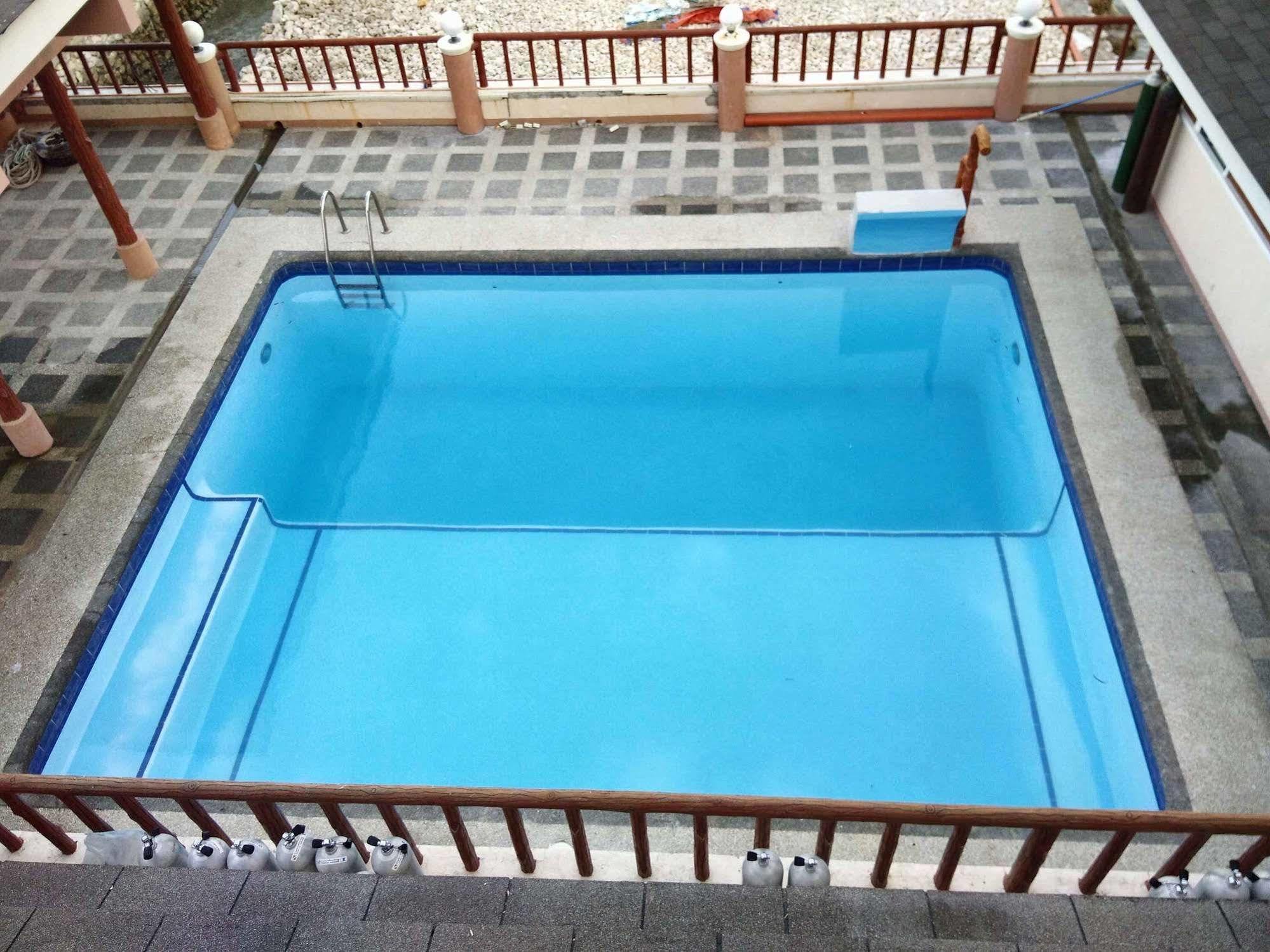 Hotel Punta House 2*