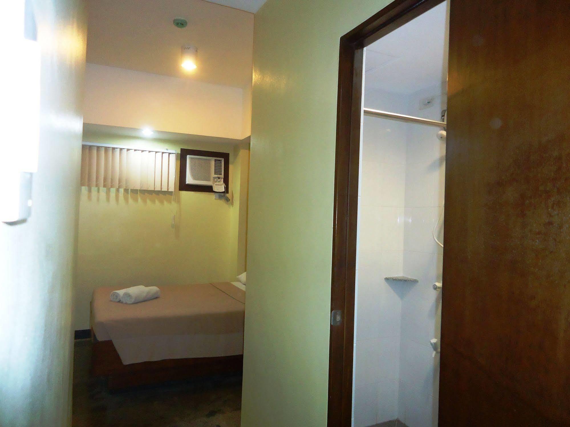 Fely Ann Residences *