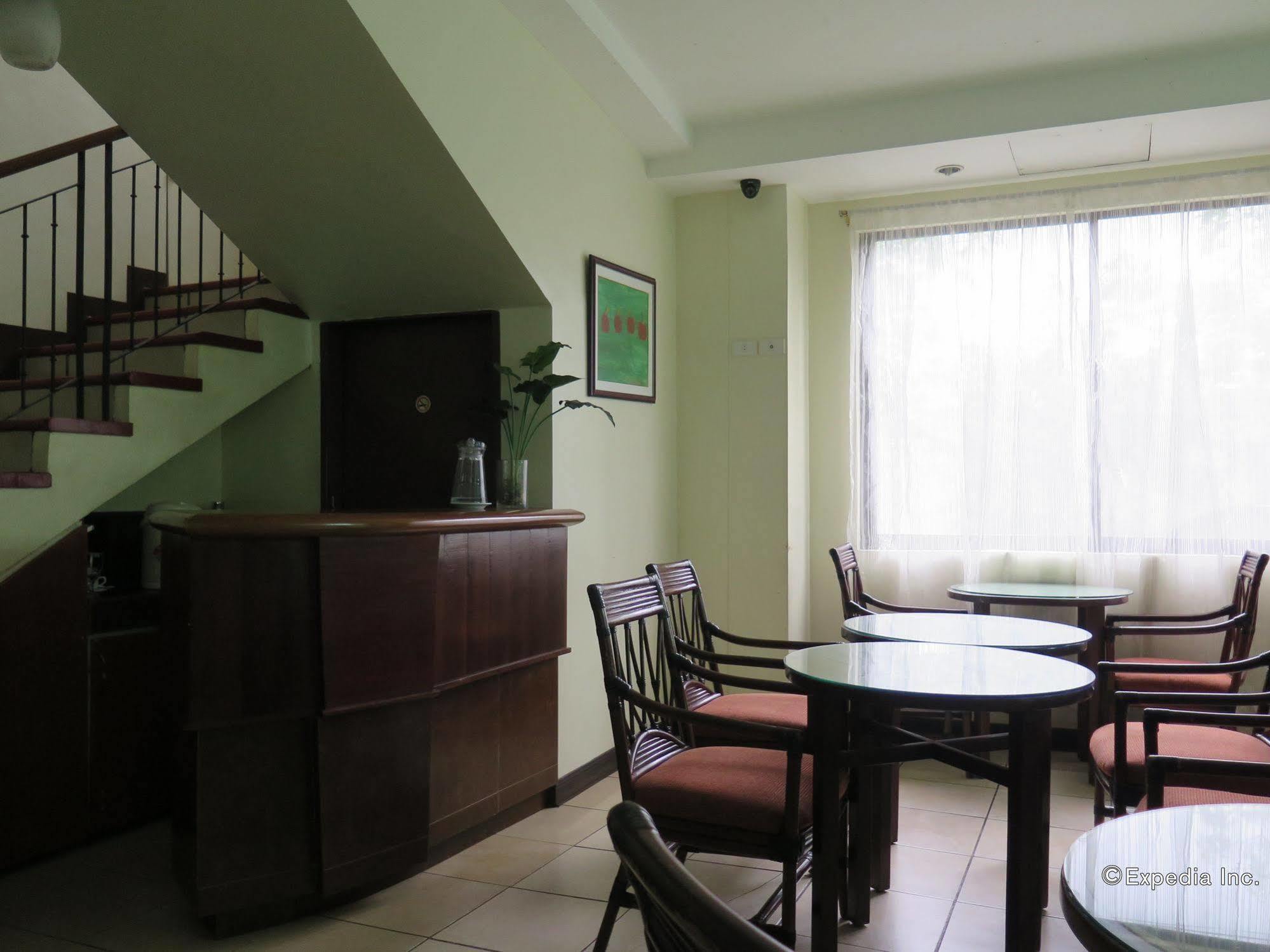 Oyo 210 Apple Tree Cebu
