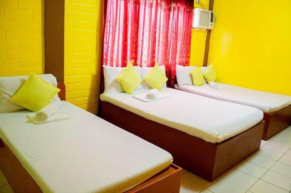Reddoorz At La Maria And Tourist Hotel Cebu