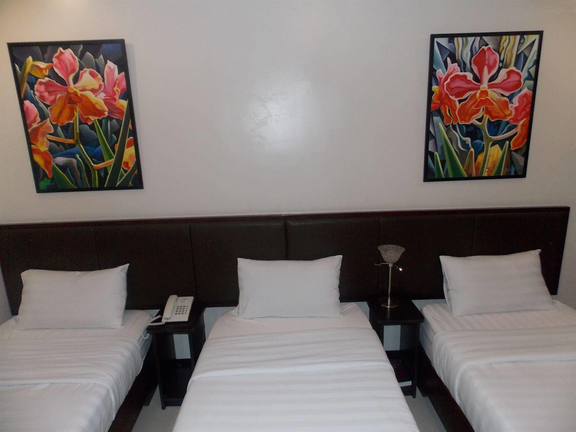 Main & 2* Cebu