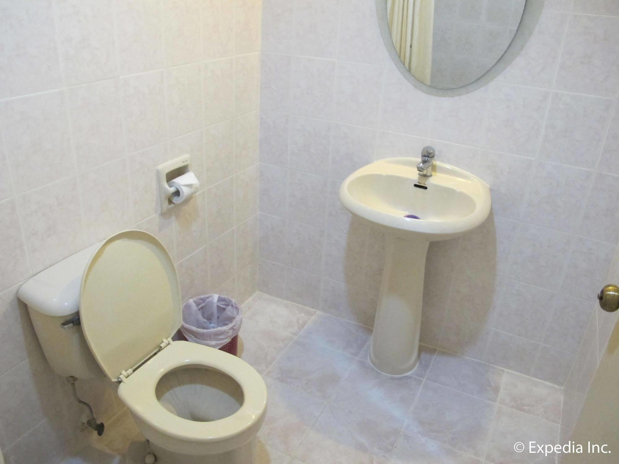 Metro Park - Hotel 2*
