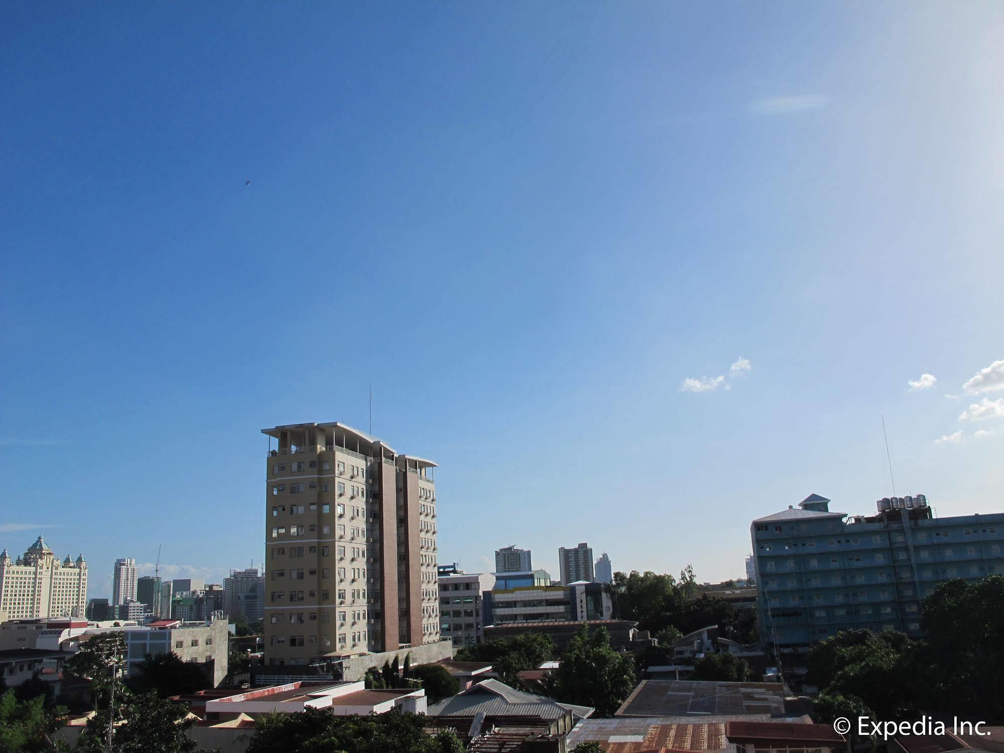 Hotel Metro Park -