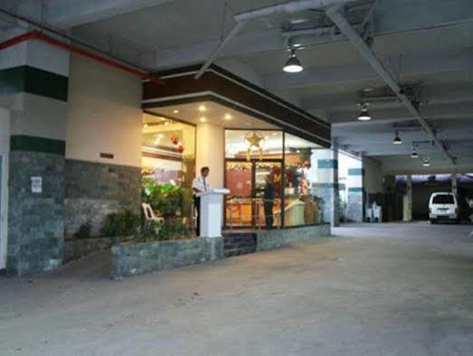Metro Park - Hotel