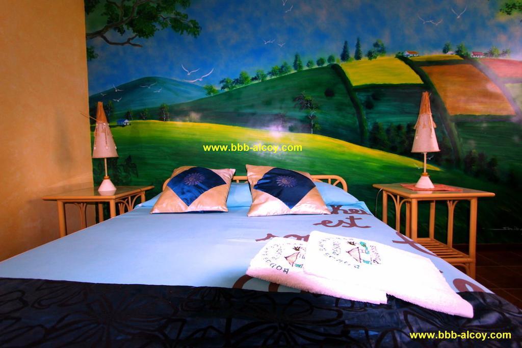 Parrot Paradise Resort Boljoon