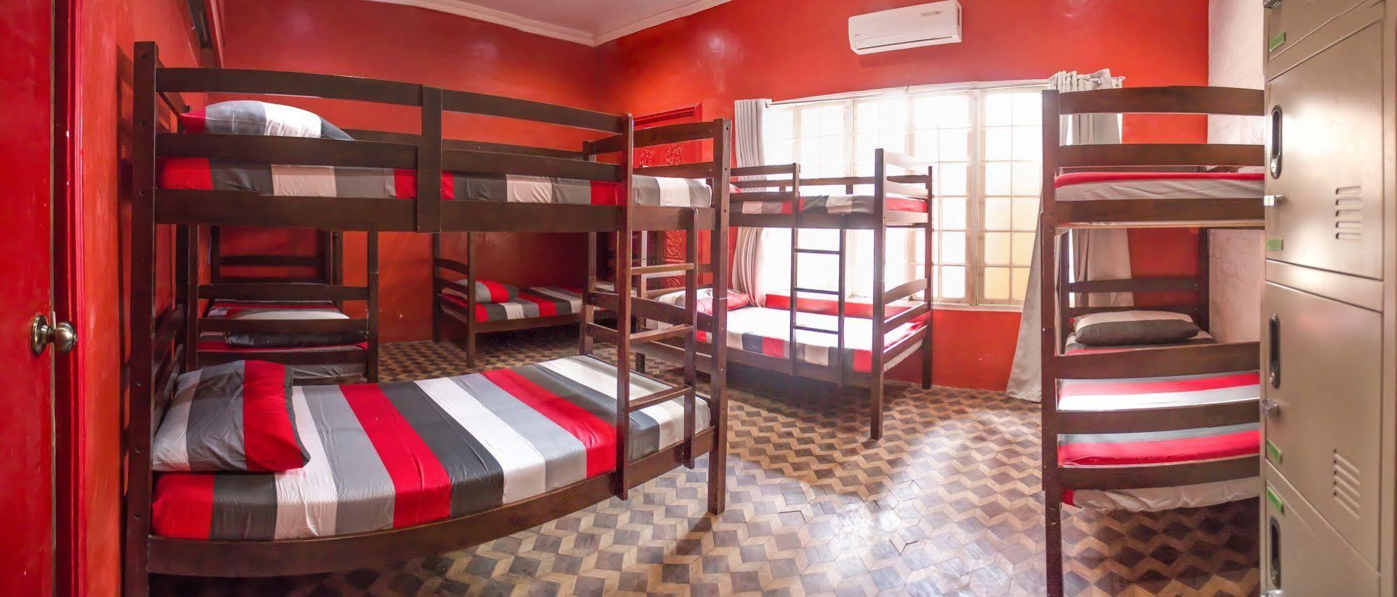 Hostel Le Village *