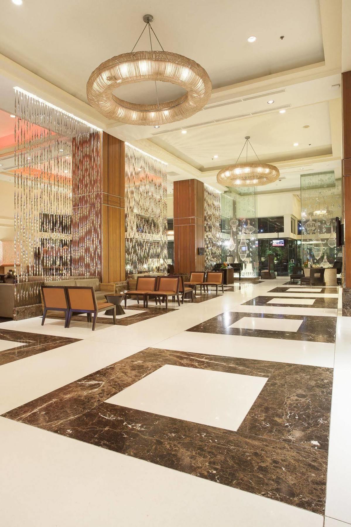 Seda Ayala Center Hotel 5*