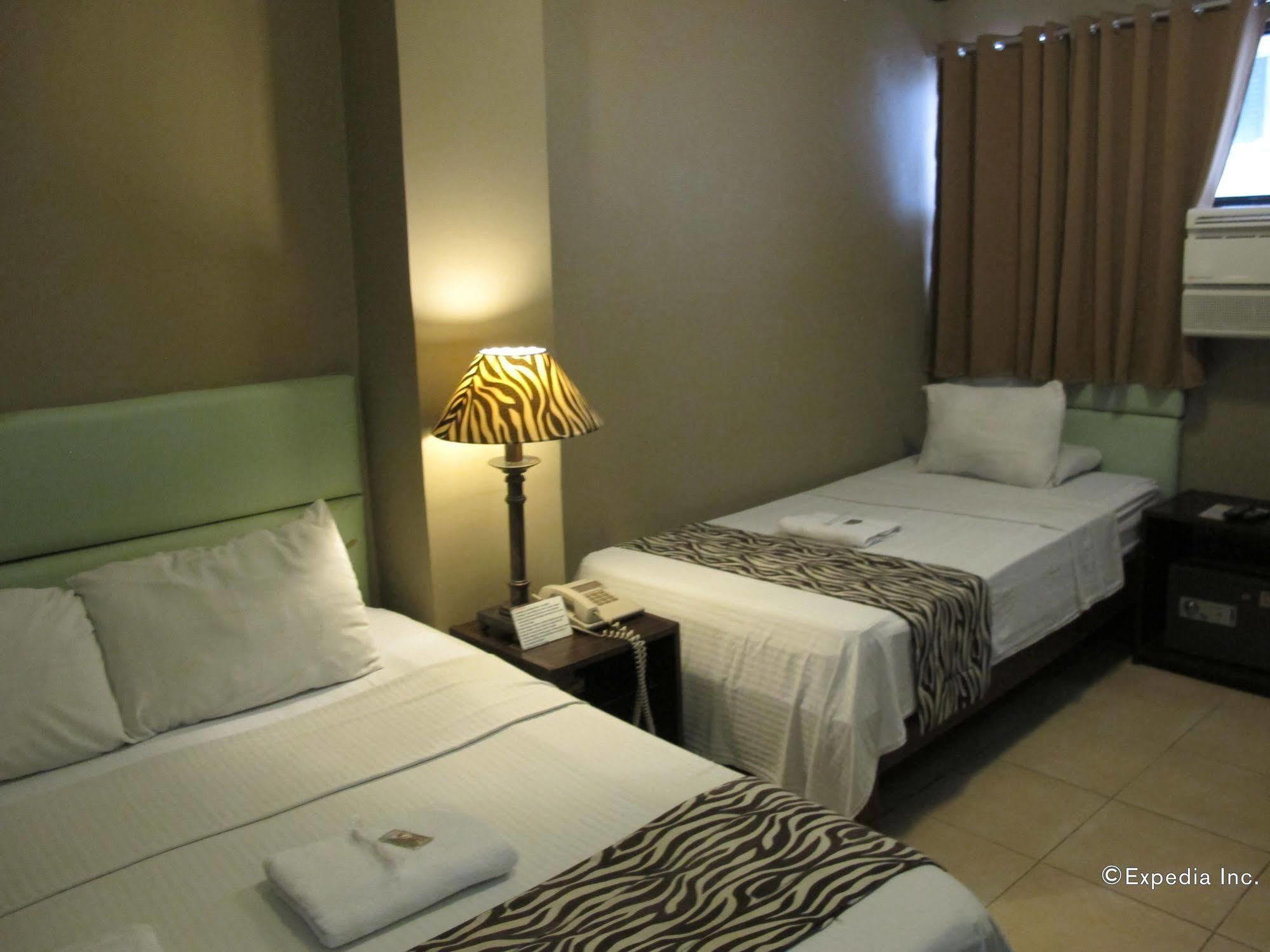 Reddoorz New Era Budget Mabolo Former Reddoorz Near Landers Superstore 2*