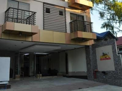 Hotel Reddoorz New Era Budget Mabolo Former Reddoorz Near Landers Superstore