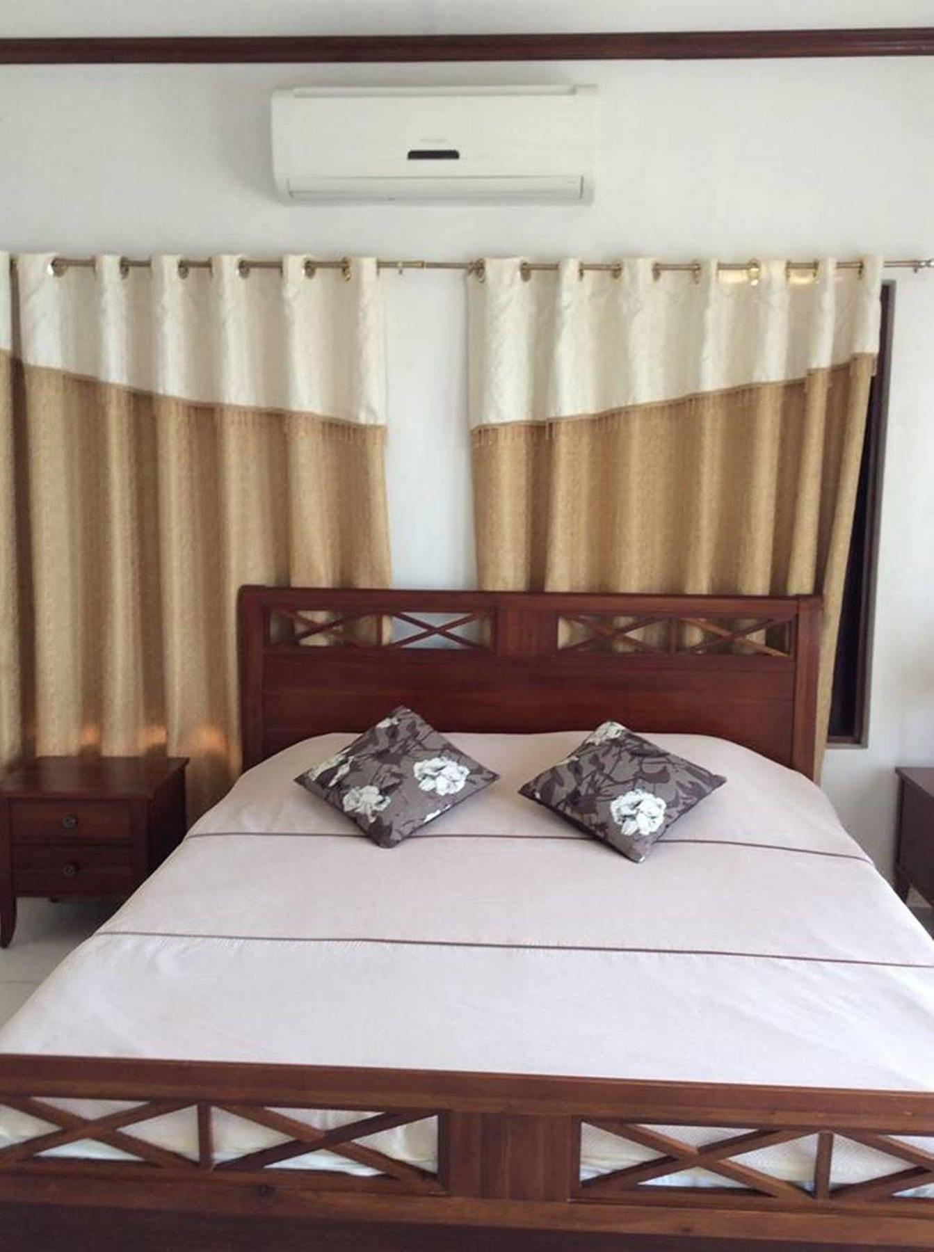 Camotes Flying Fish Resort Poro