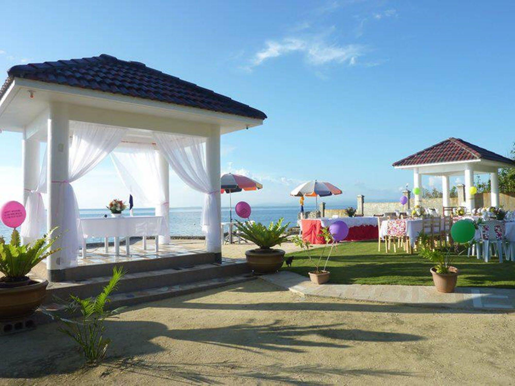 Resort Camotes Flying Fish Poro