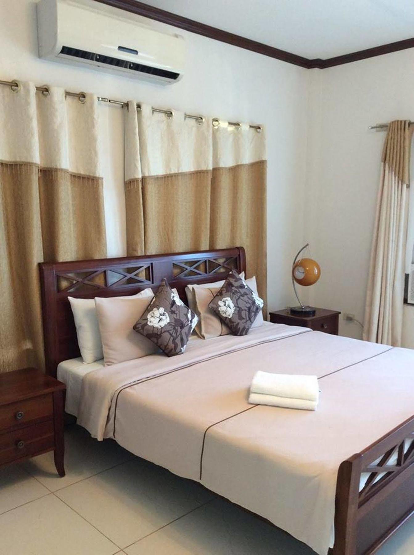 Resort Camotes Flying Fish 3*