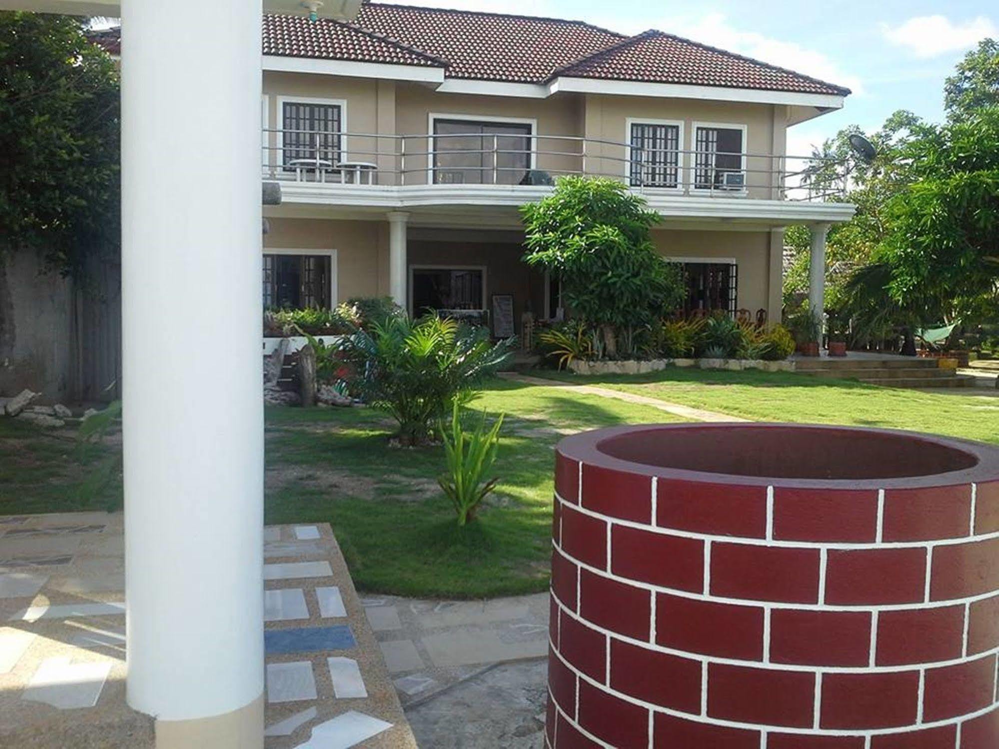 Resort Camotes Flying Fish 3*