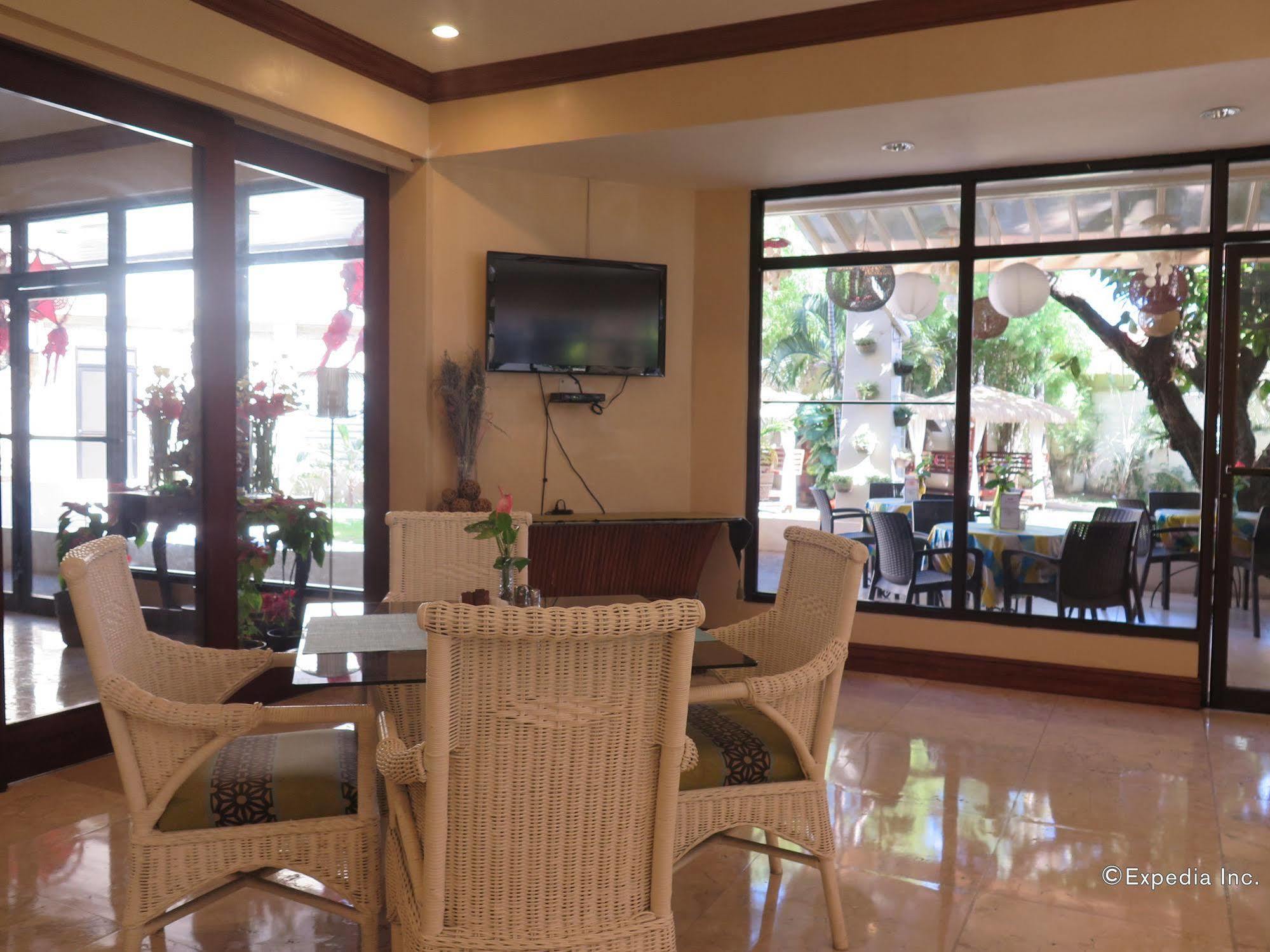 Vacation Hotel 2*