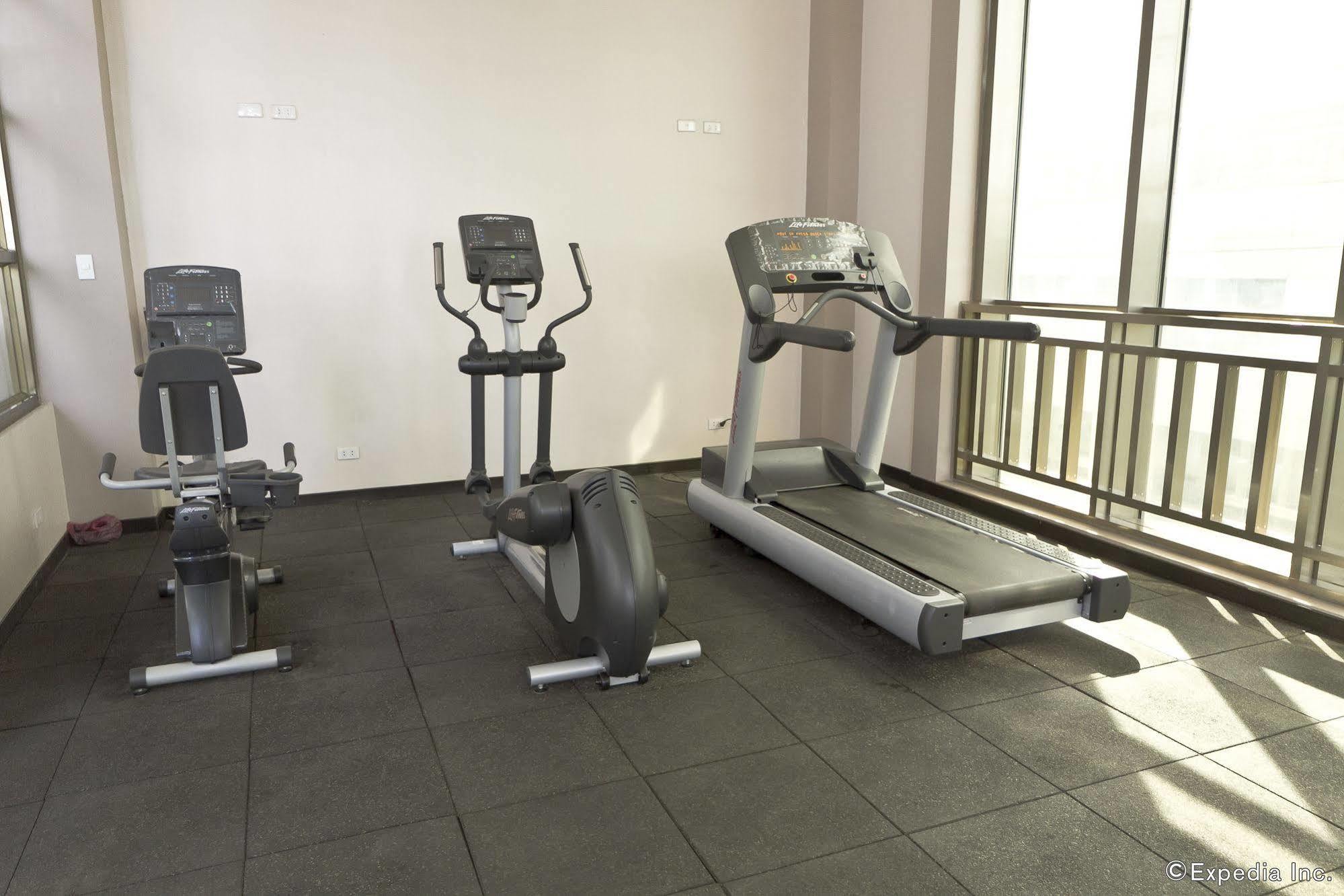 Mandarin Plaza Hotel 3*