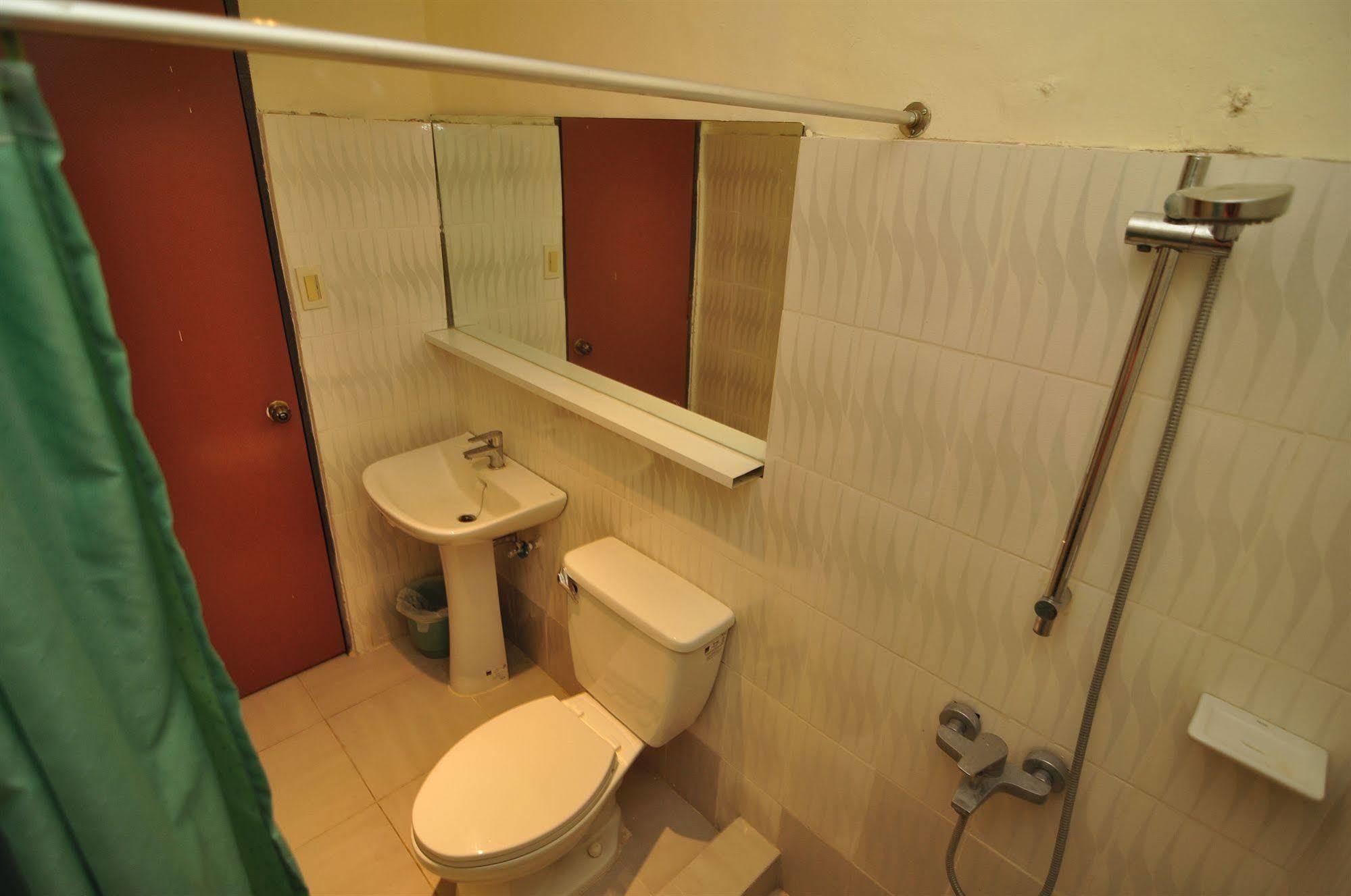 Dynasty Tourist Hotel