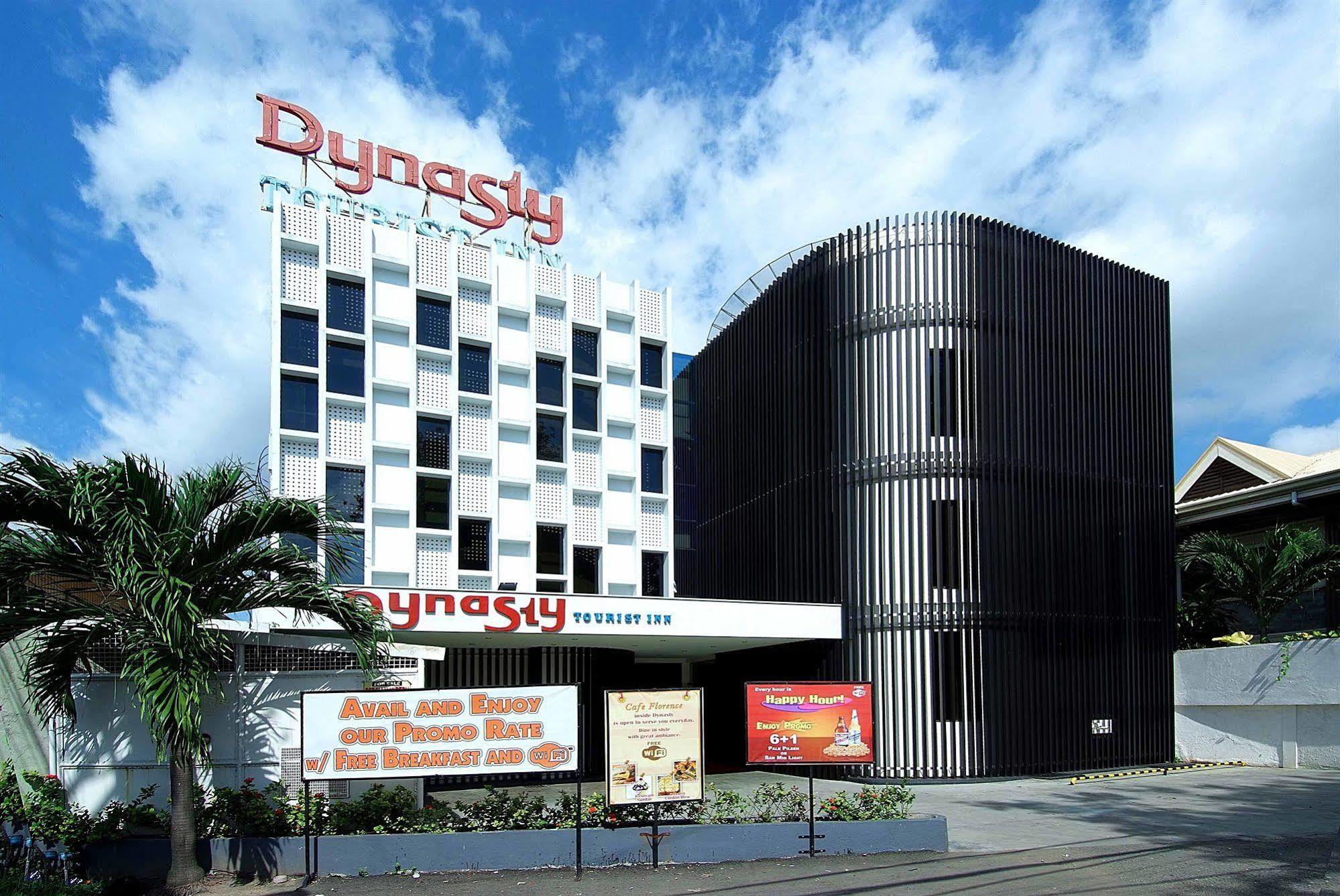 Hotel Dynasty Tourist 3*
