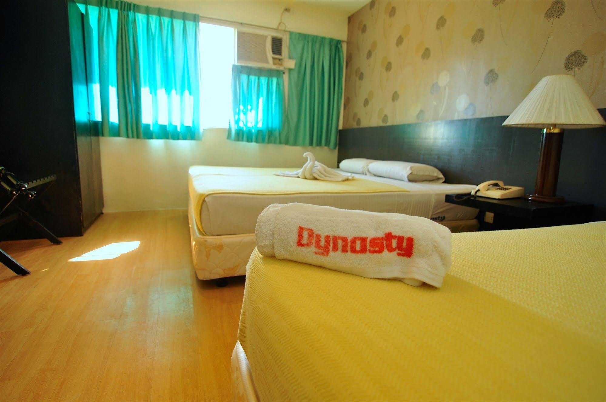 Dynasty Tourist