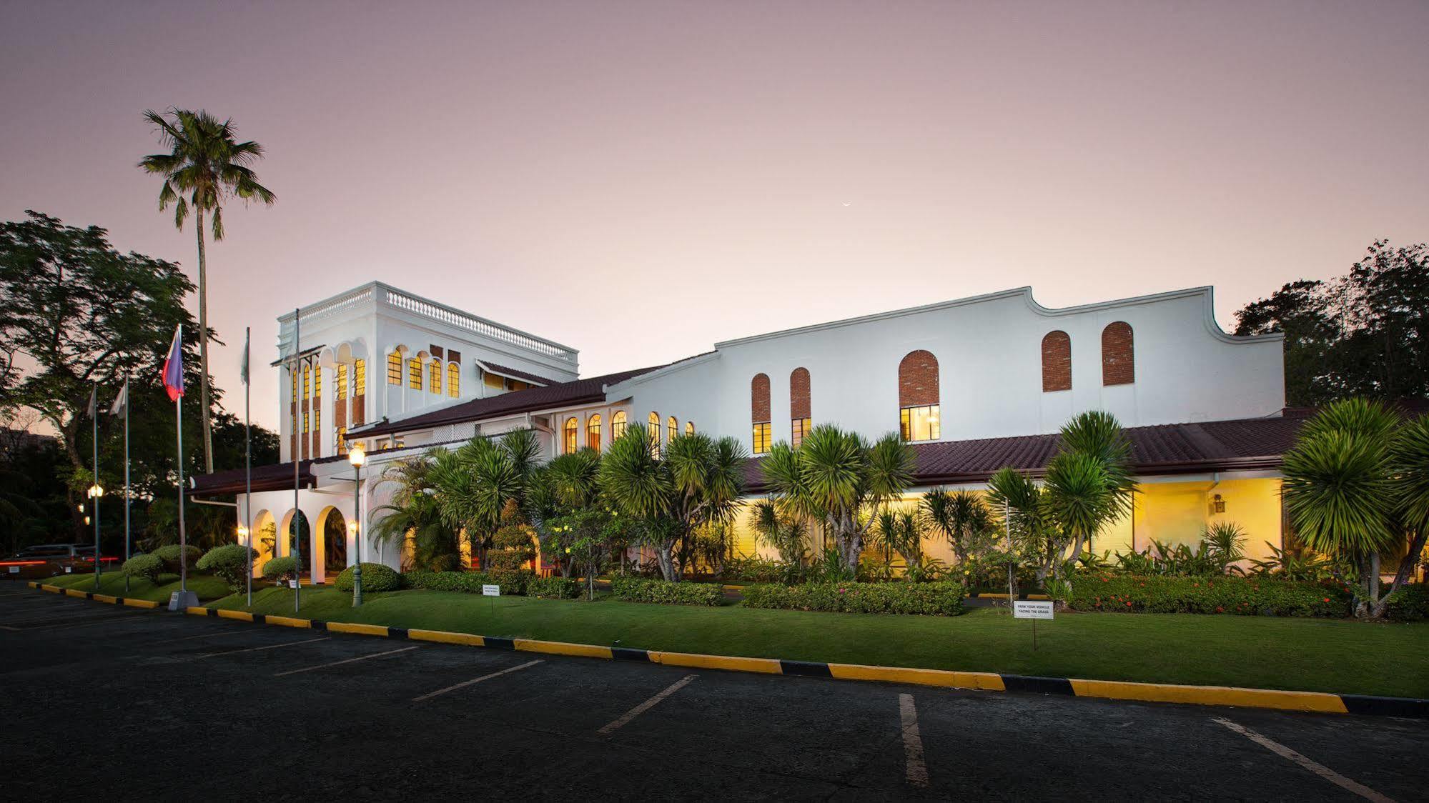 Hotel Montebello