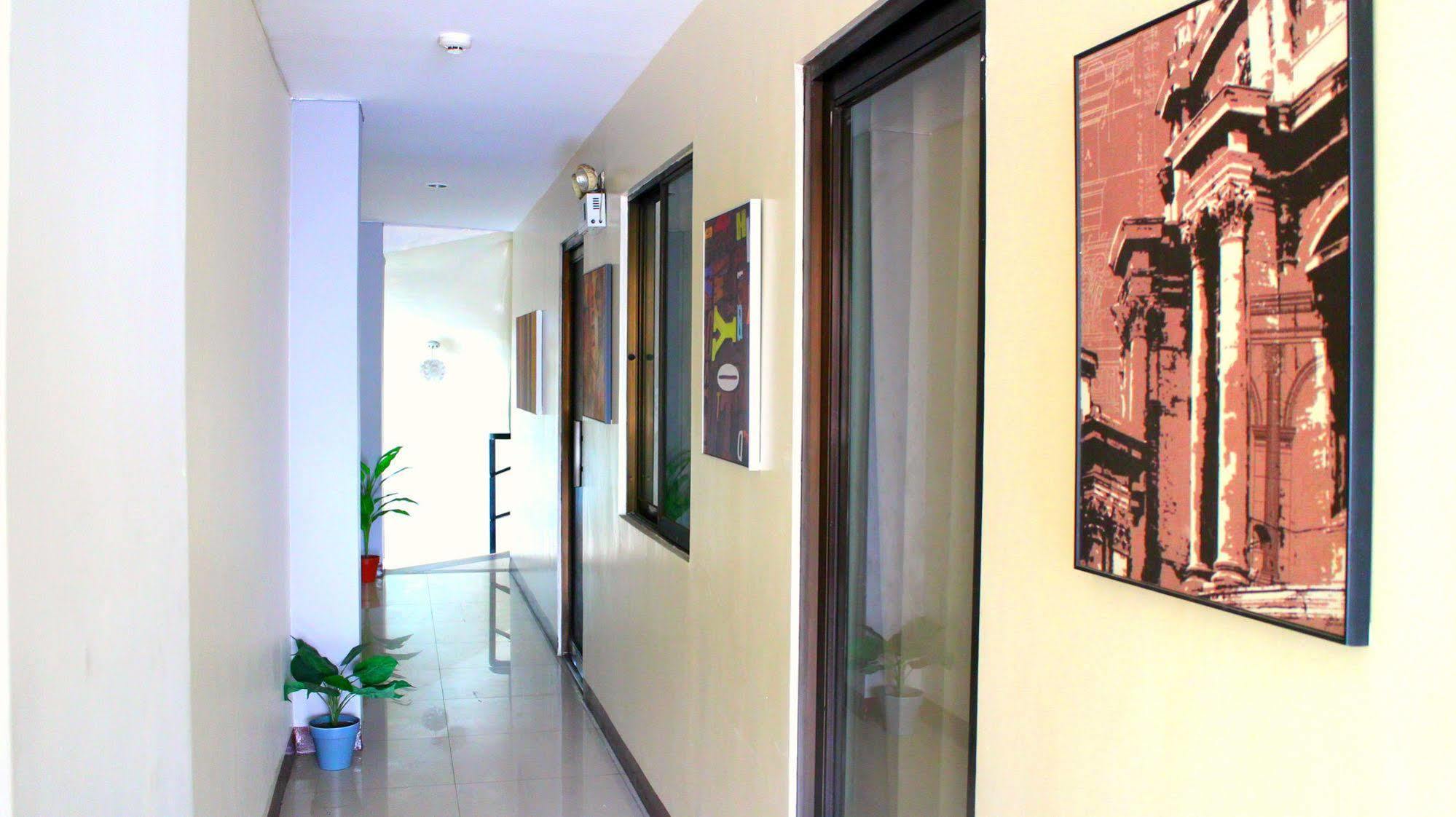 Budget - Center Hotel *