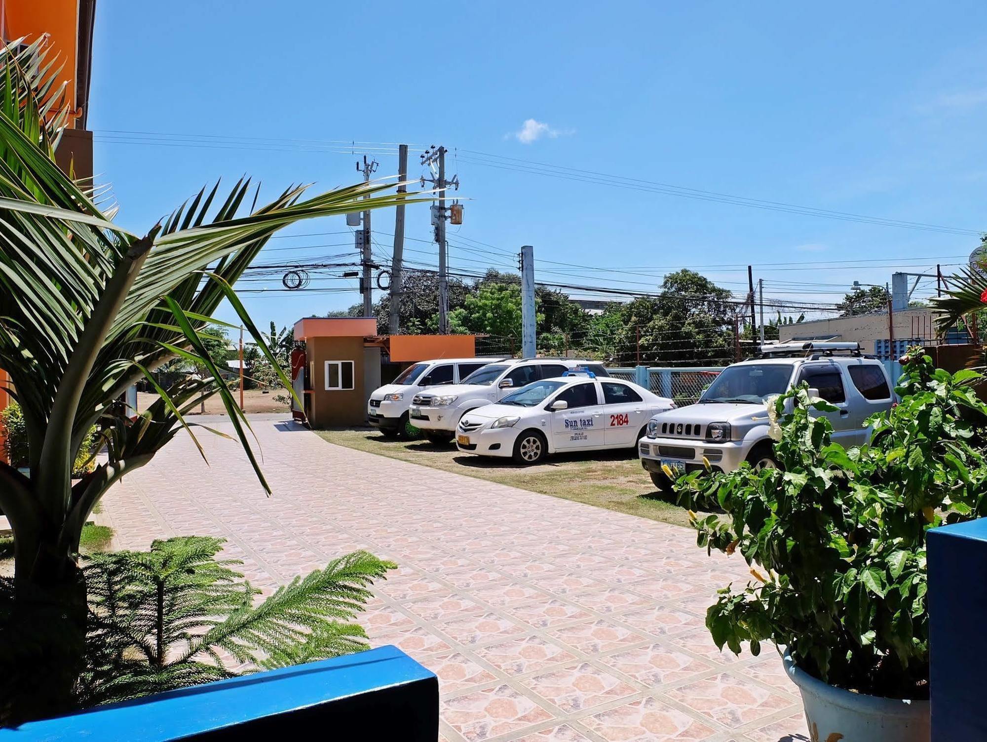 bahay-panuluyan San's Mactan