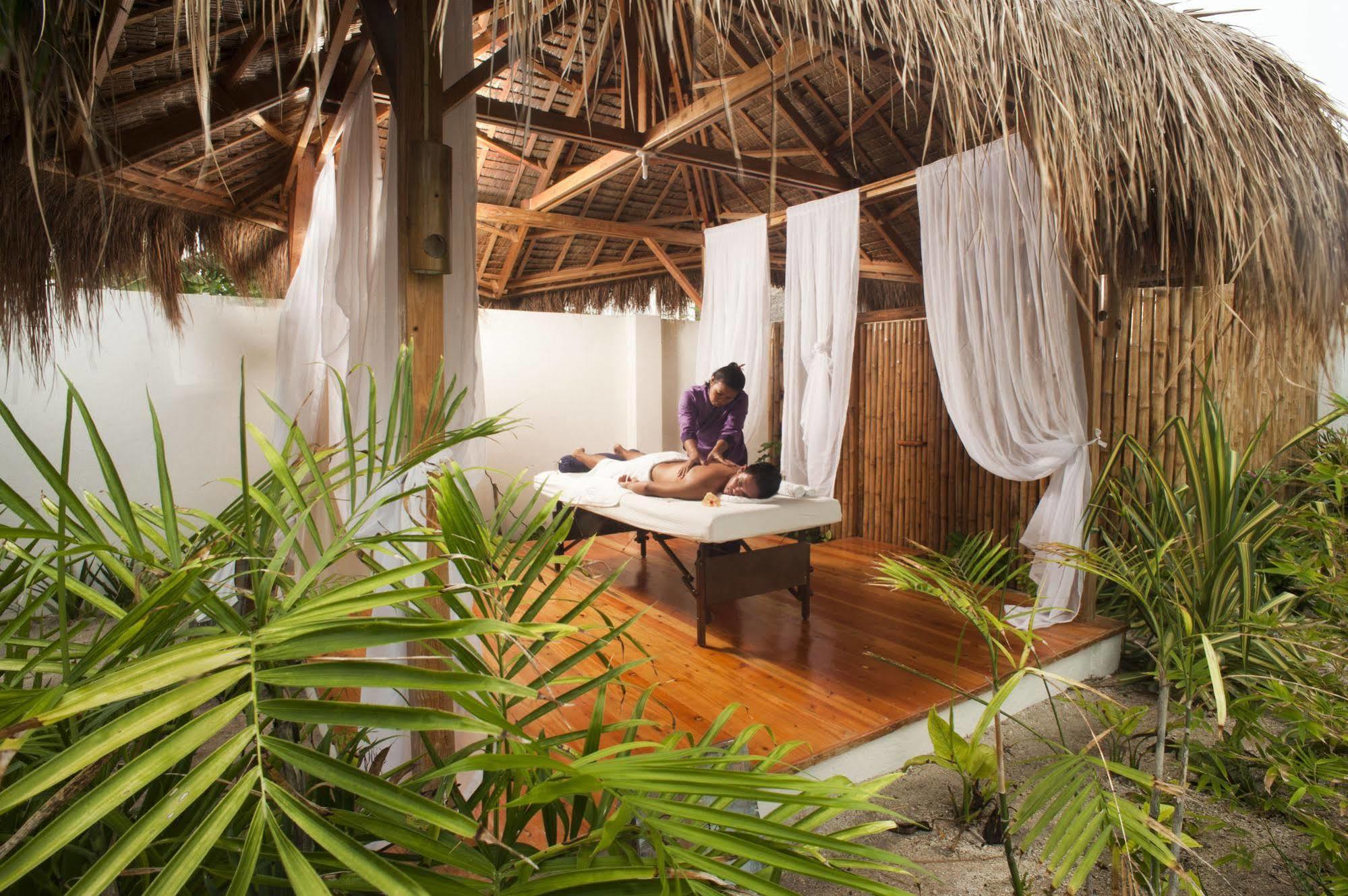 Hotel Buena Vida And 3*