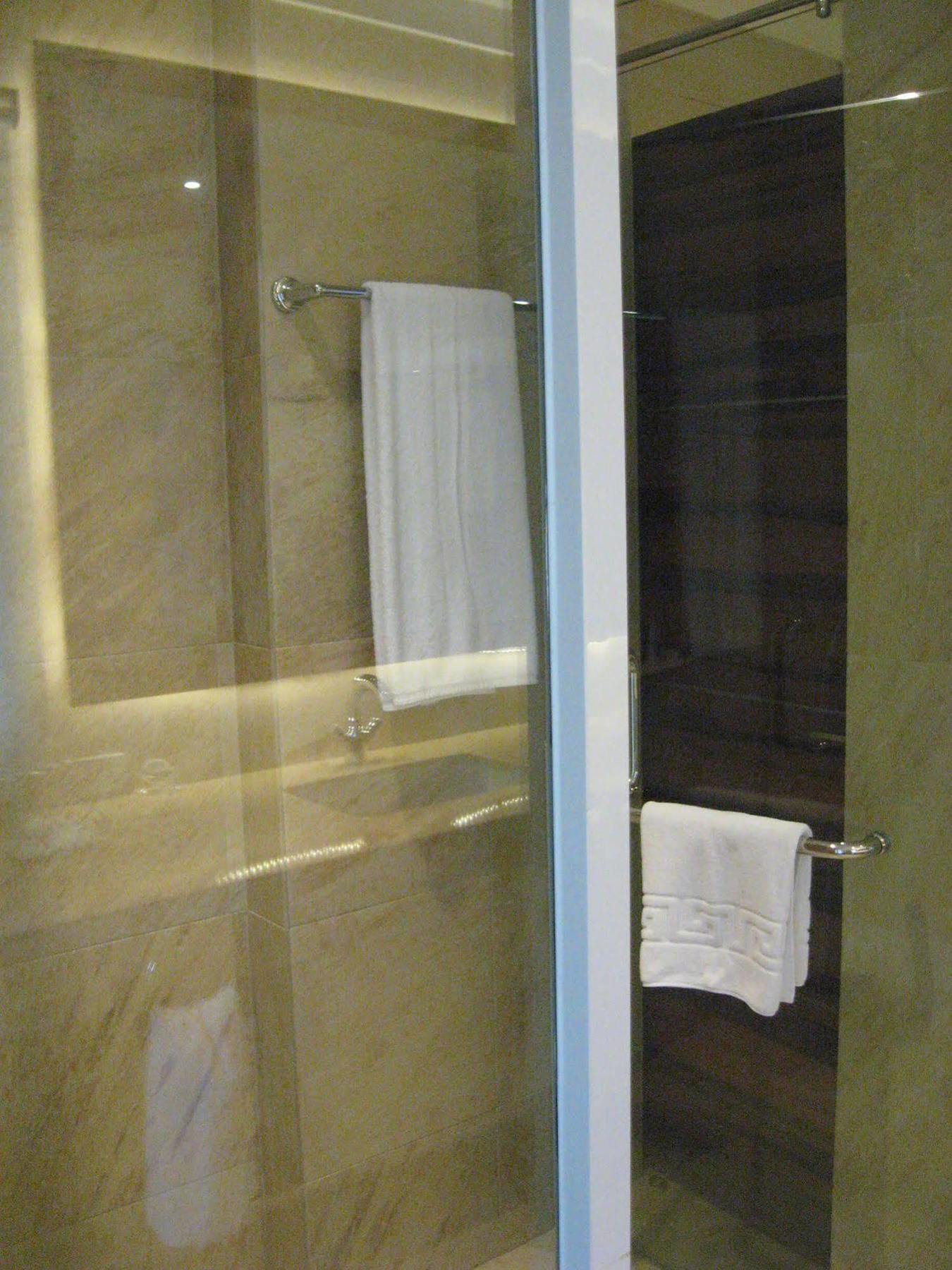 Chateau By The Sea Hotel Lapu-Lapu City