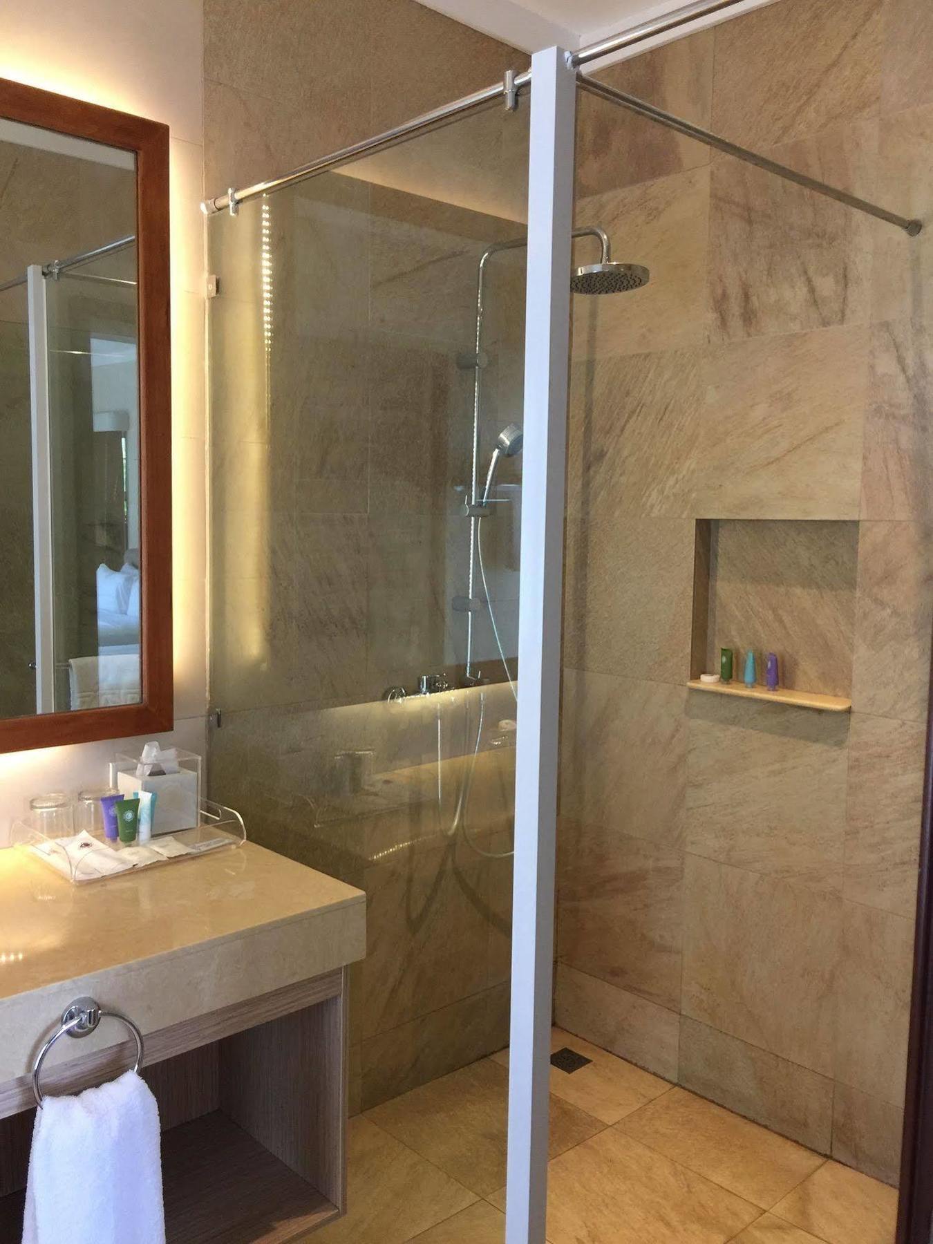 Chateau By The Sea Lapu-Lapu City