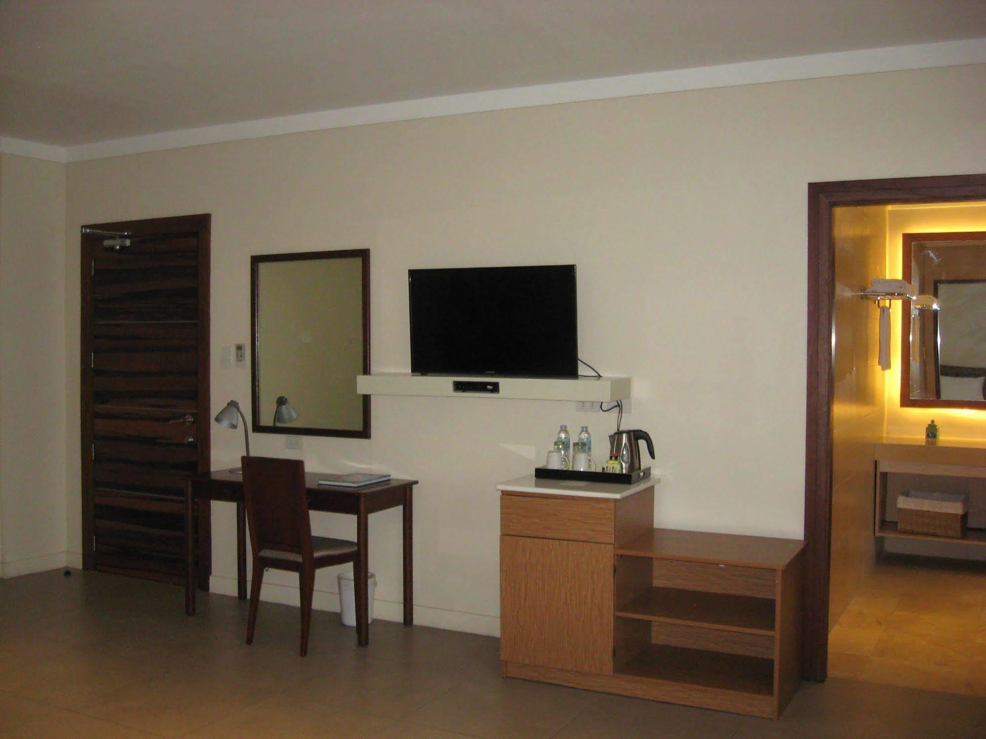 Chateau By The Sea Hotel Lapu-Lapu City