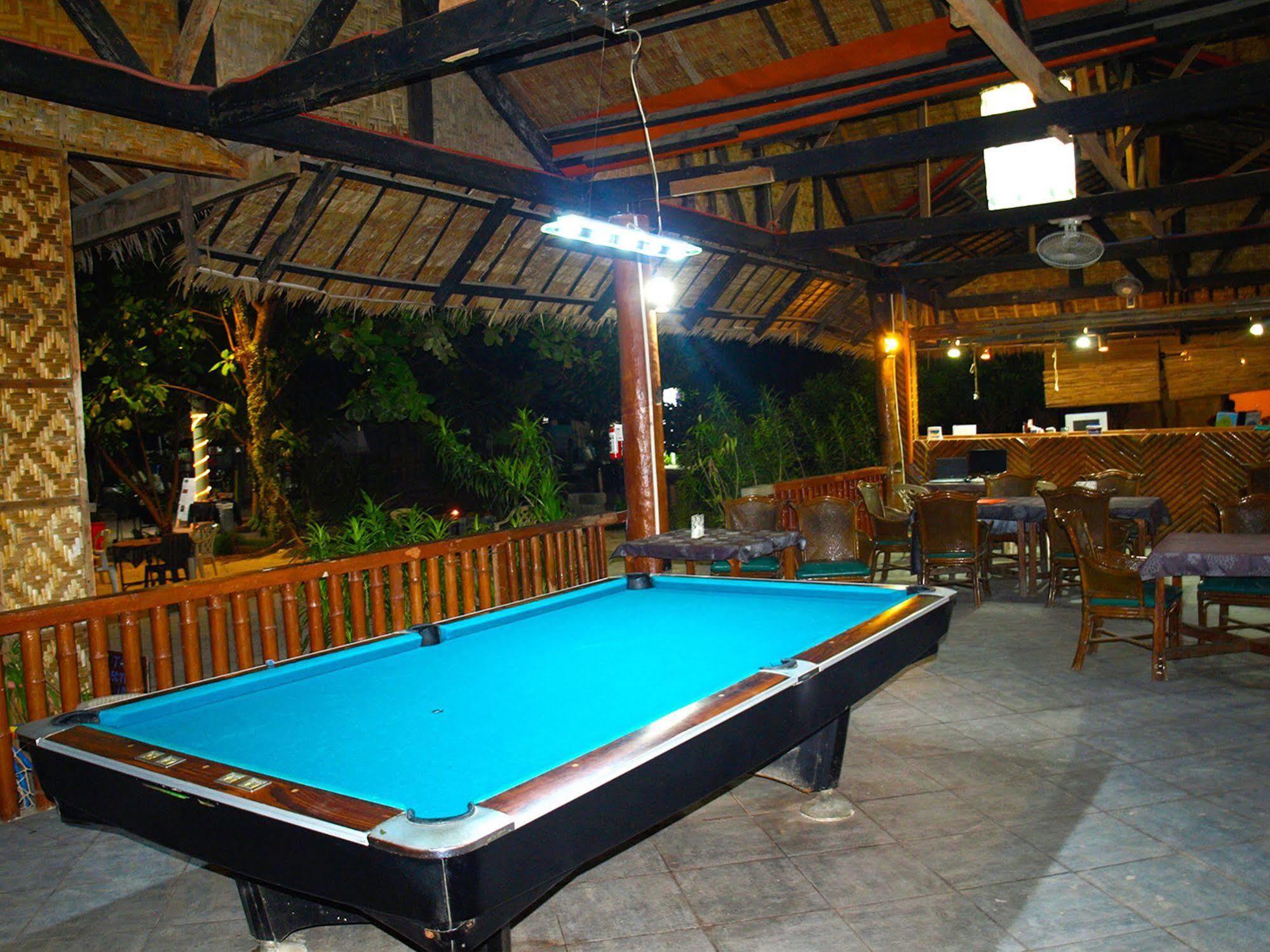 Purple Snapper Dive - Hostel/backpacker Logon