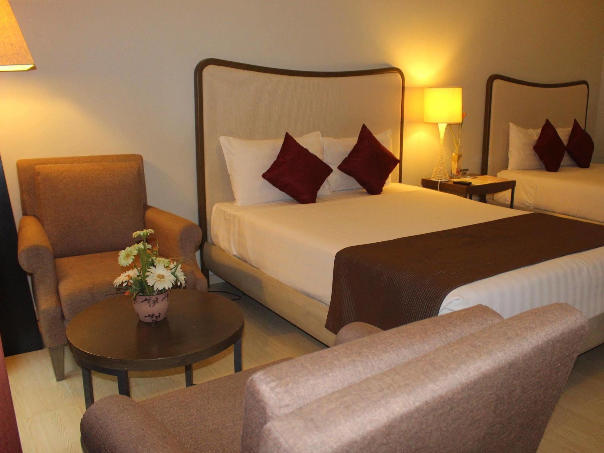 Hotel La Mirada 2*