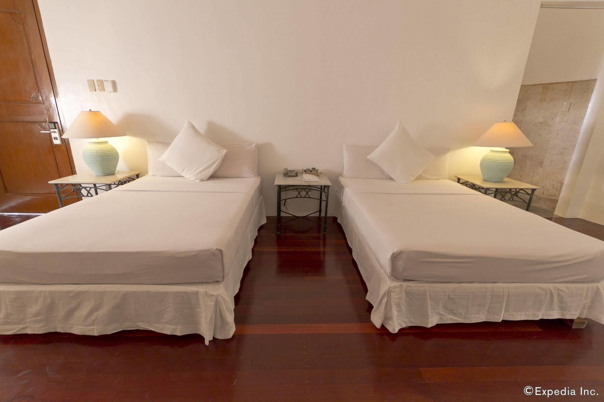 Cordova Reef Village 4* Lapu-Lapu City