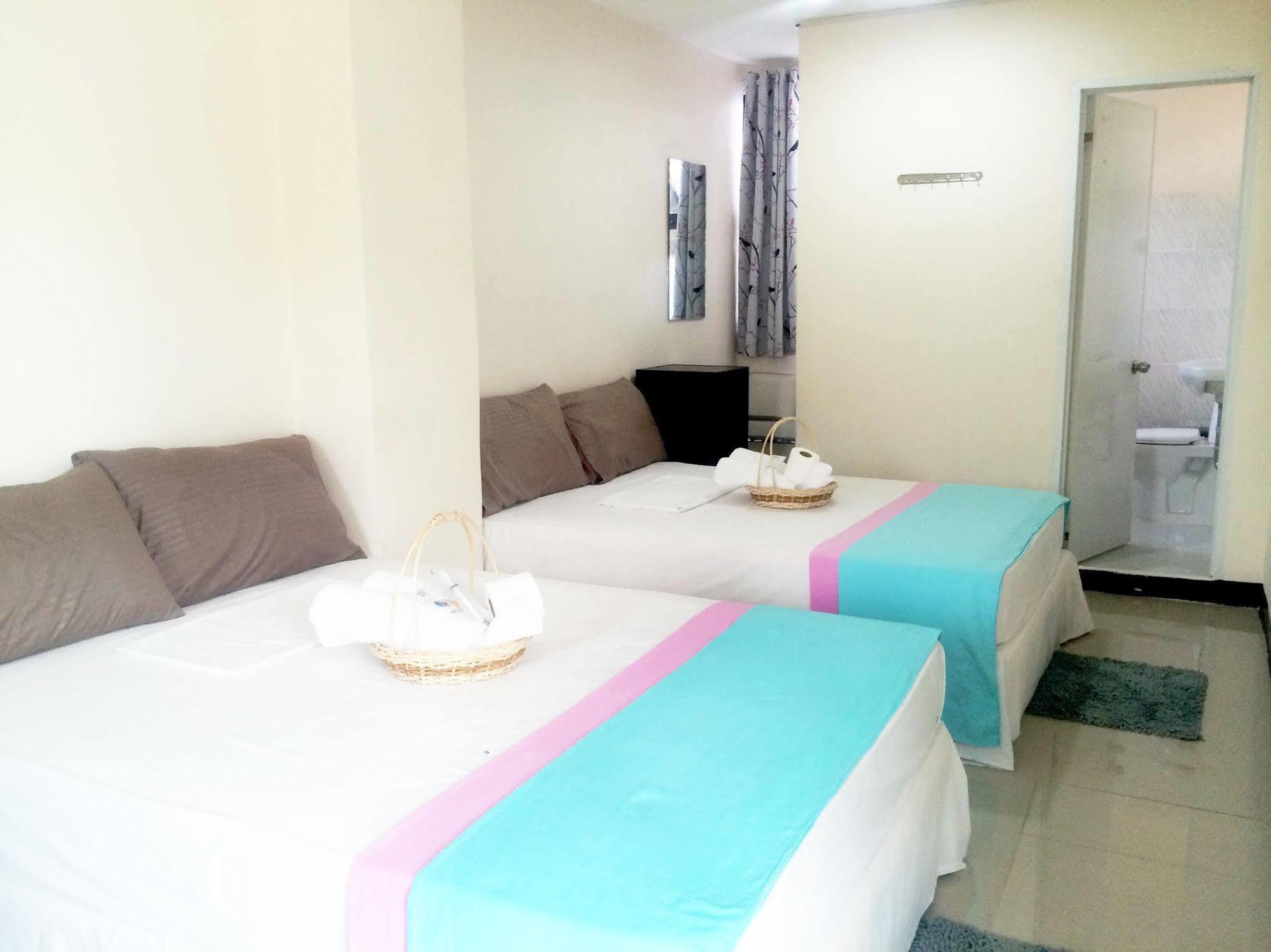 Sebastian Hotel Oslob
