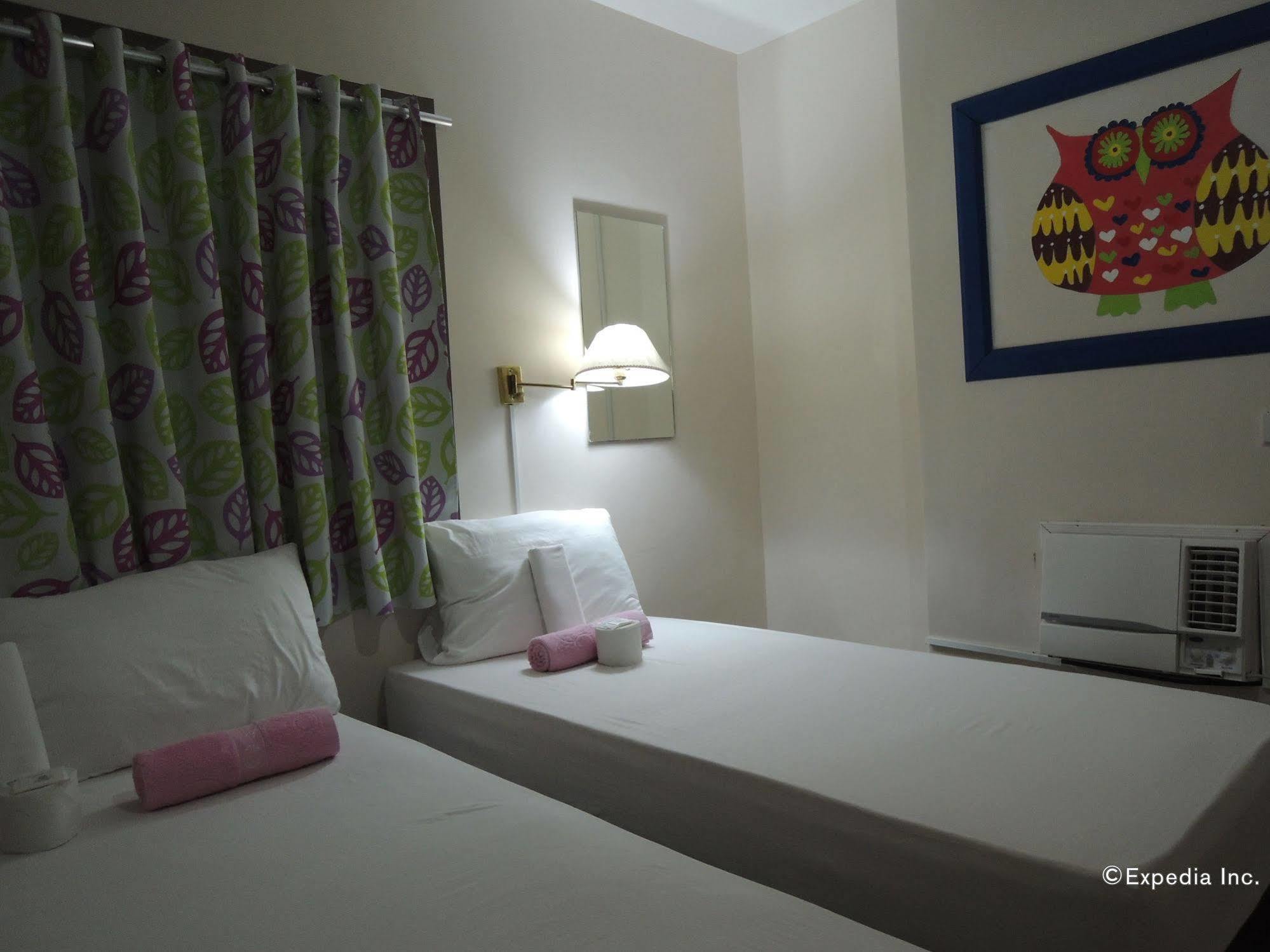 Sebastian Hotel Oslob