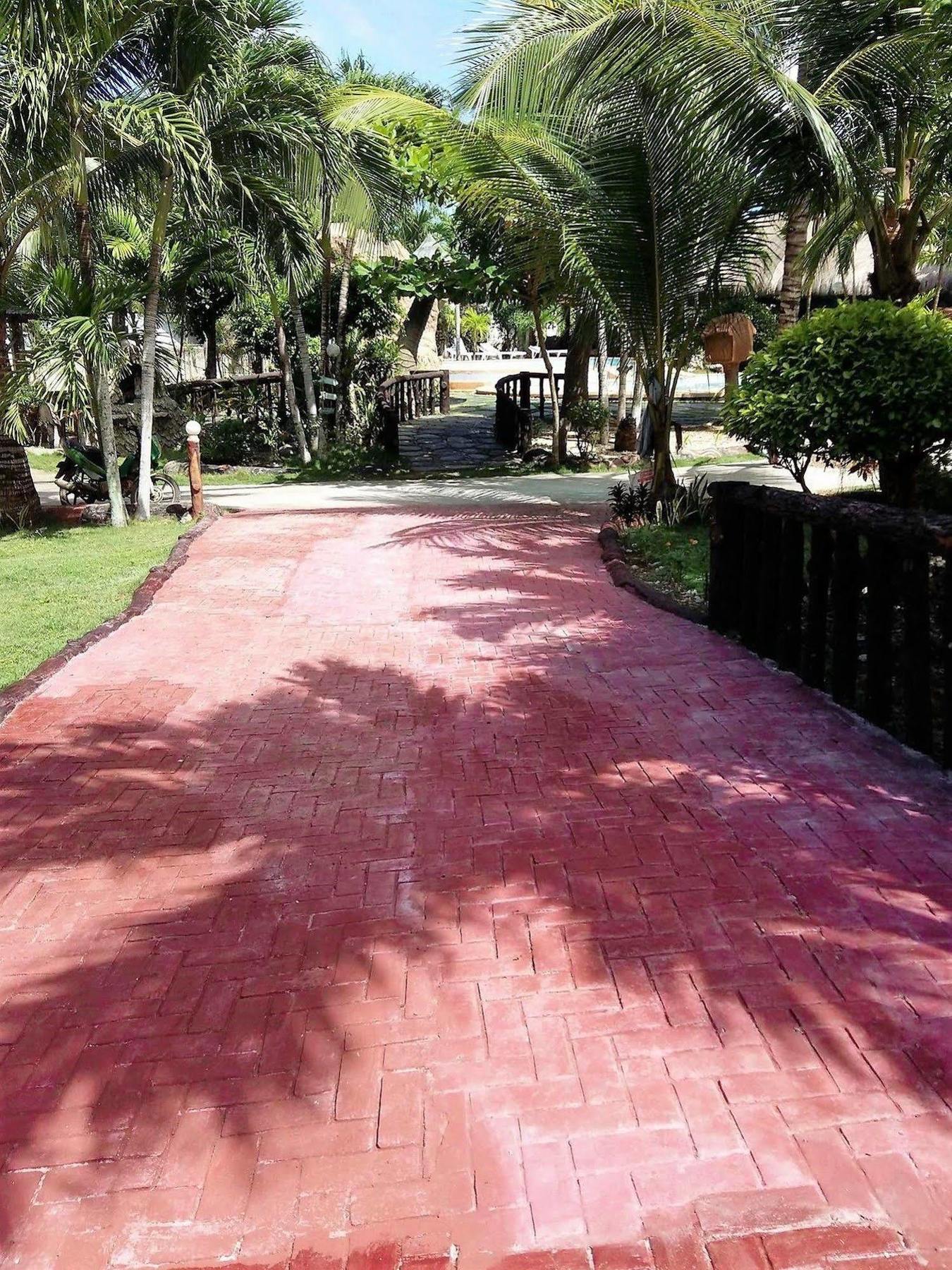 Coco Grove Nature And 2* Cebu
