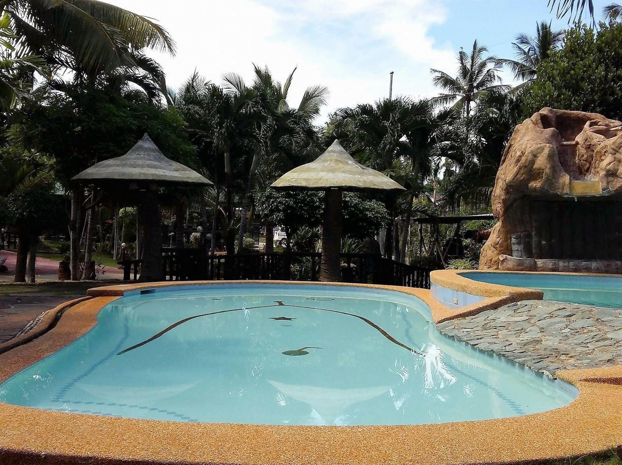 Resort Coco Grove Nature And 2*