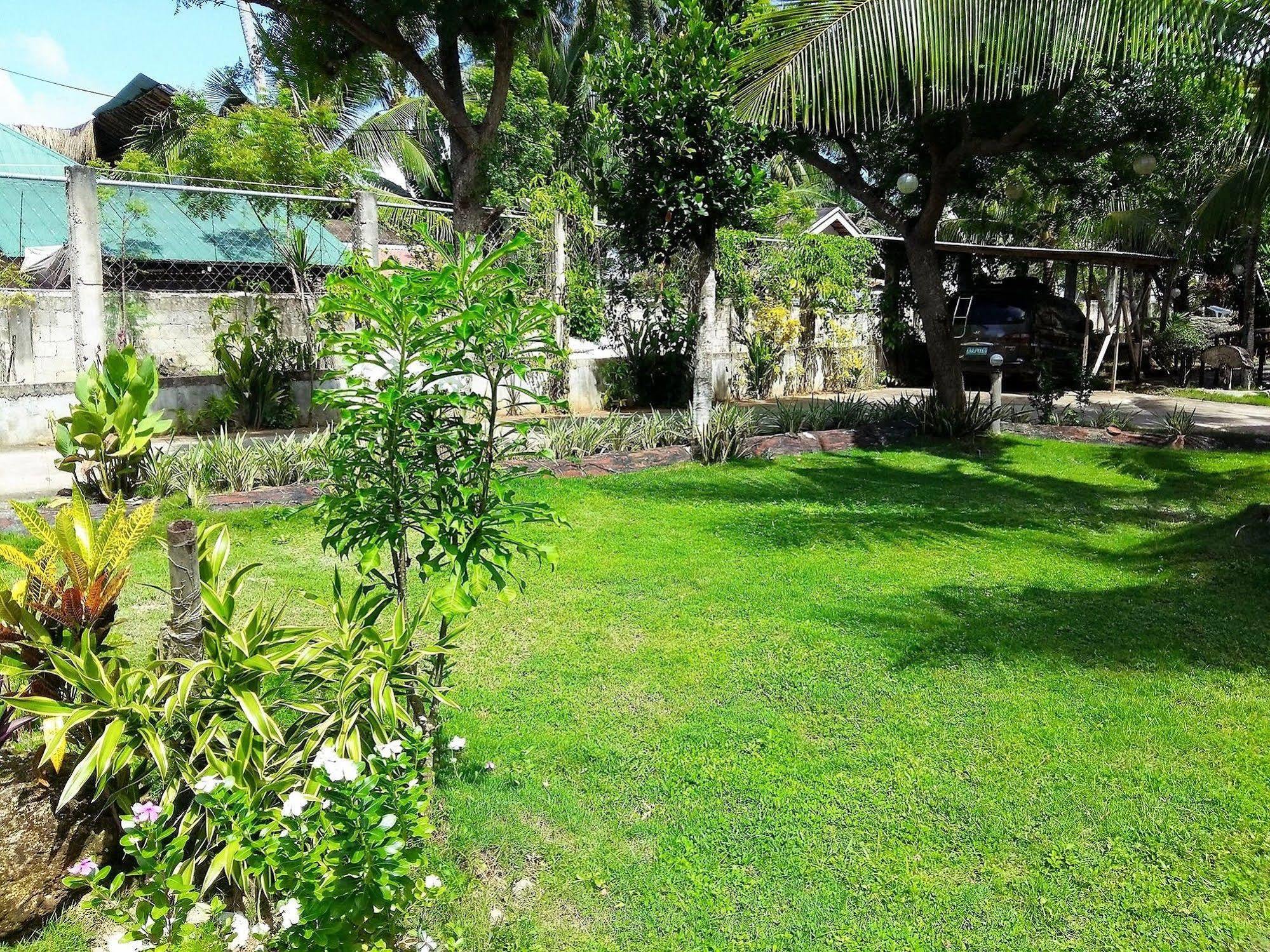 Coco Grove Nature And 2* Cebu