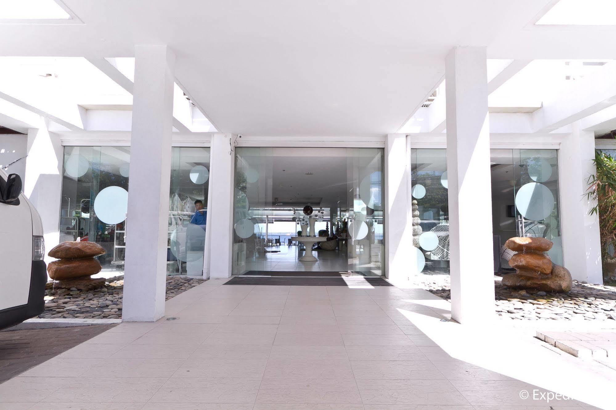 Be Mactan Resort 4*