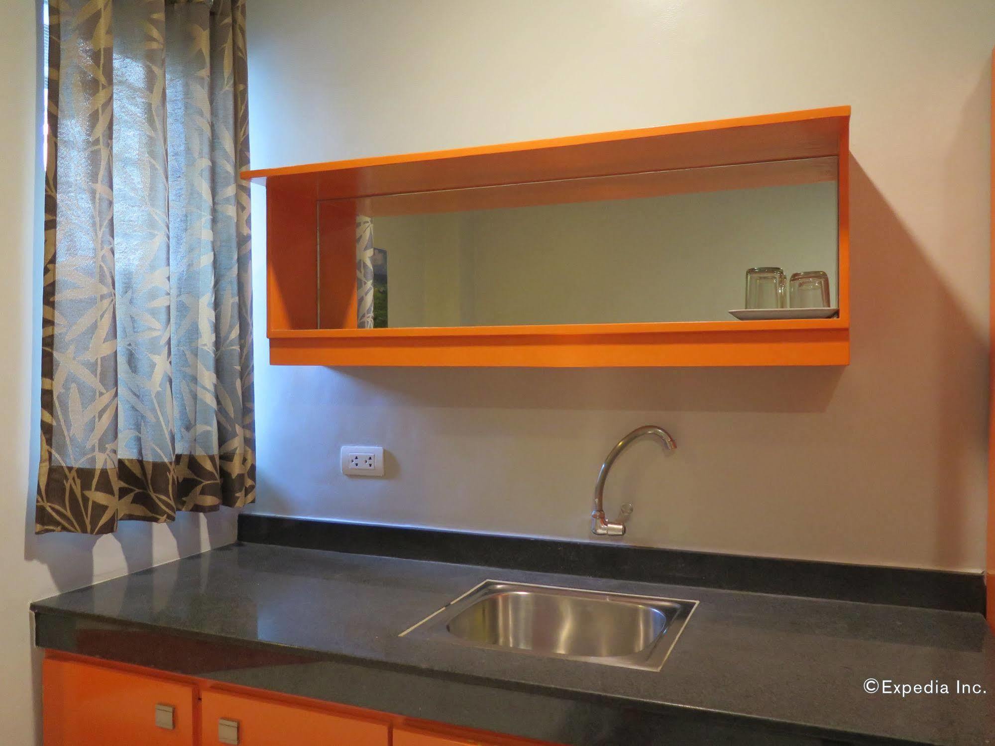 Hotel Cinfandel 3*