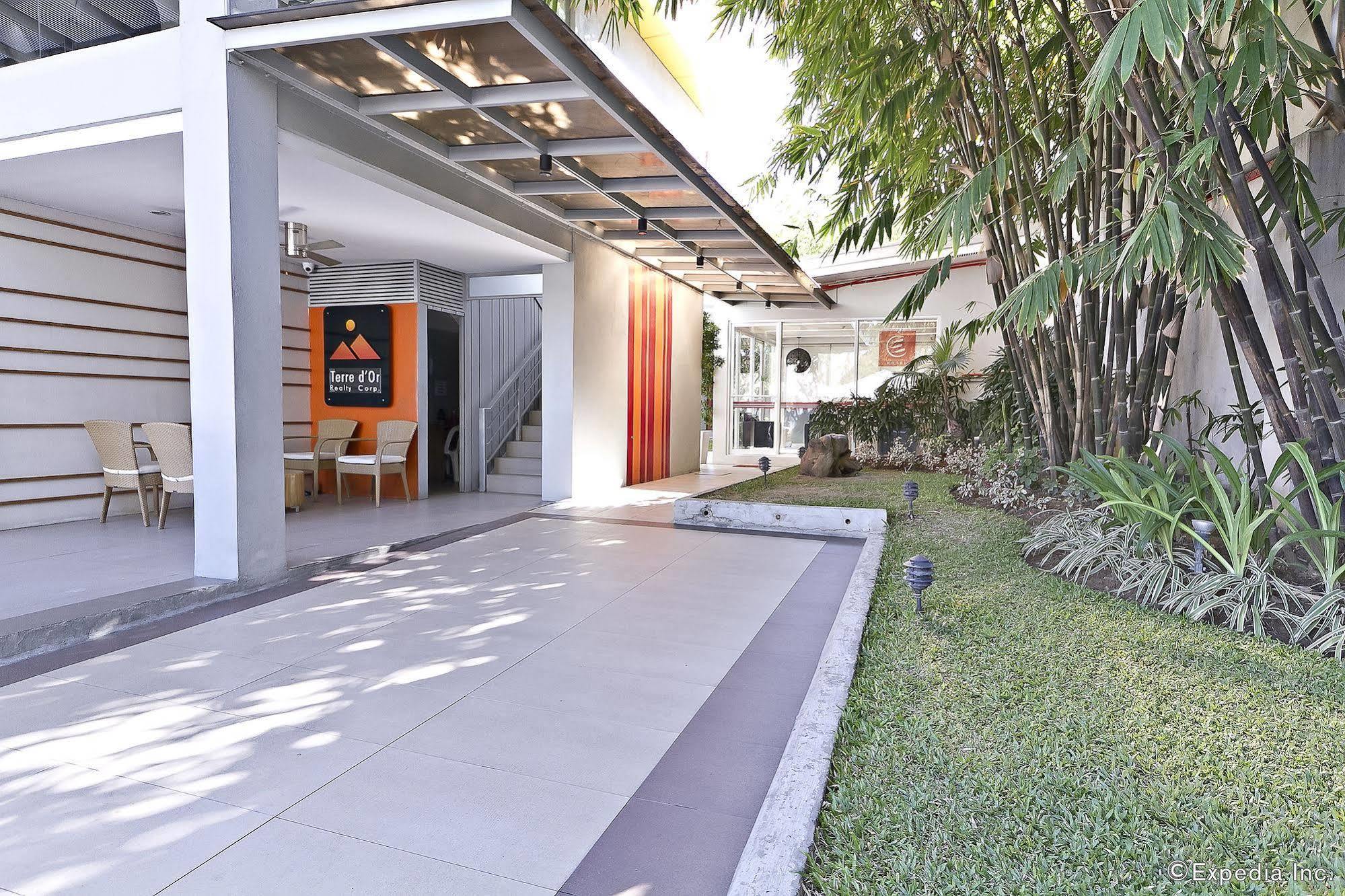 Escario 3* Cebu