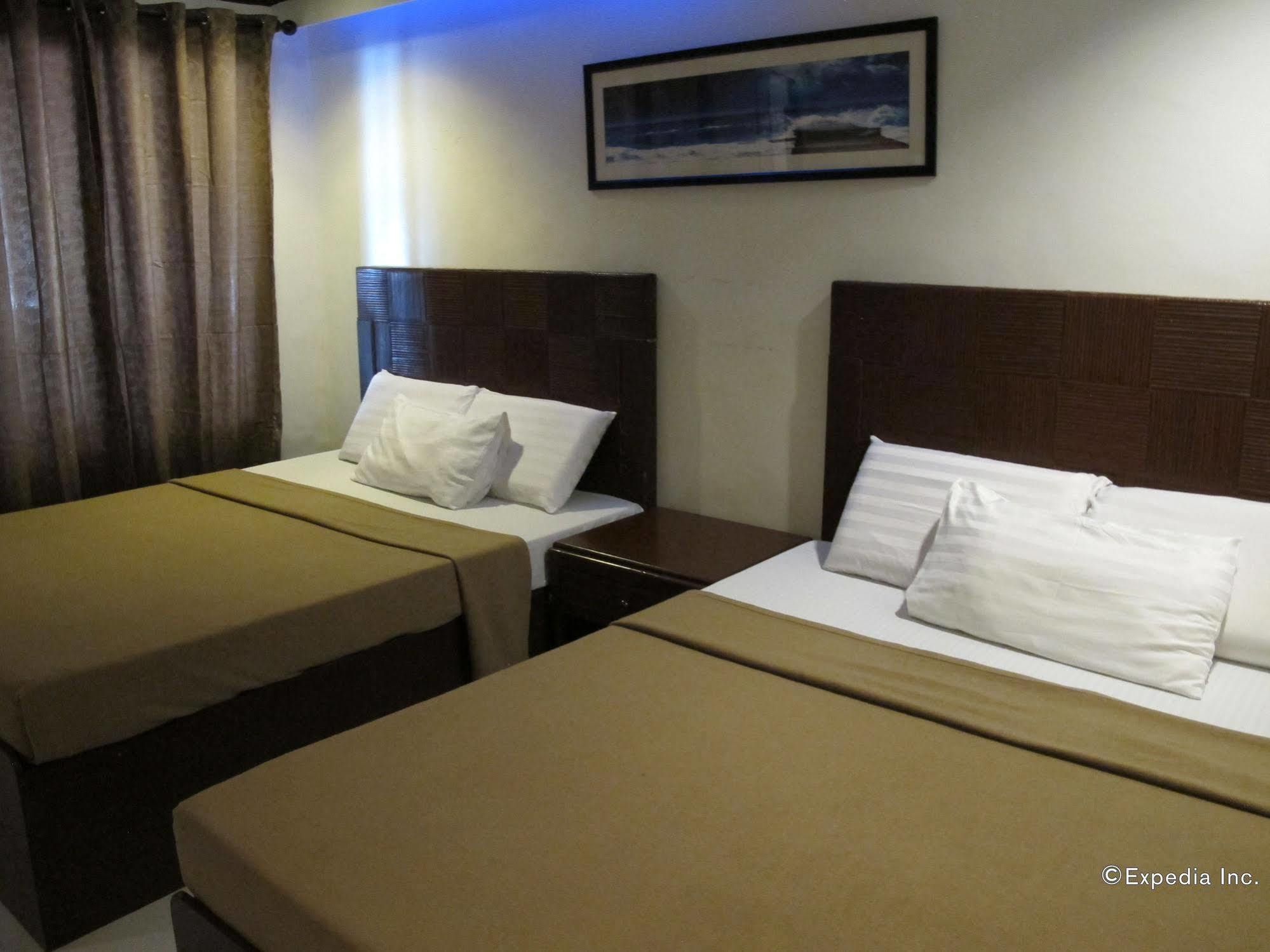 Resort Bluefins Lapu-Lapu City