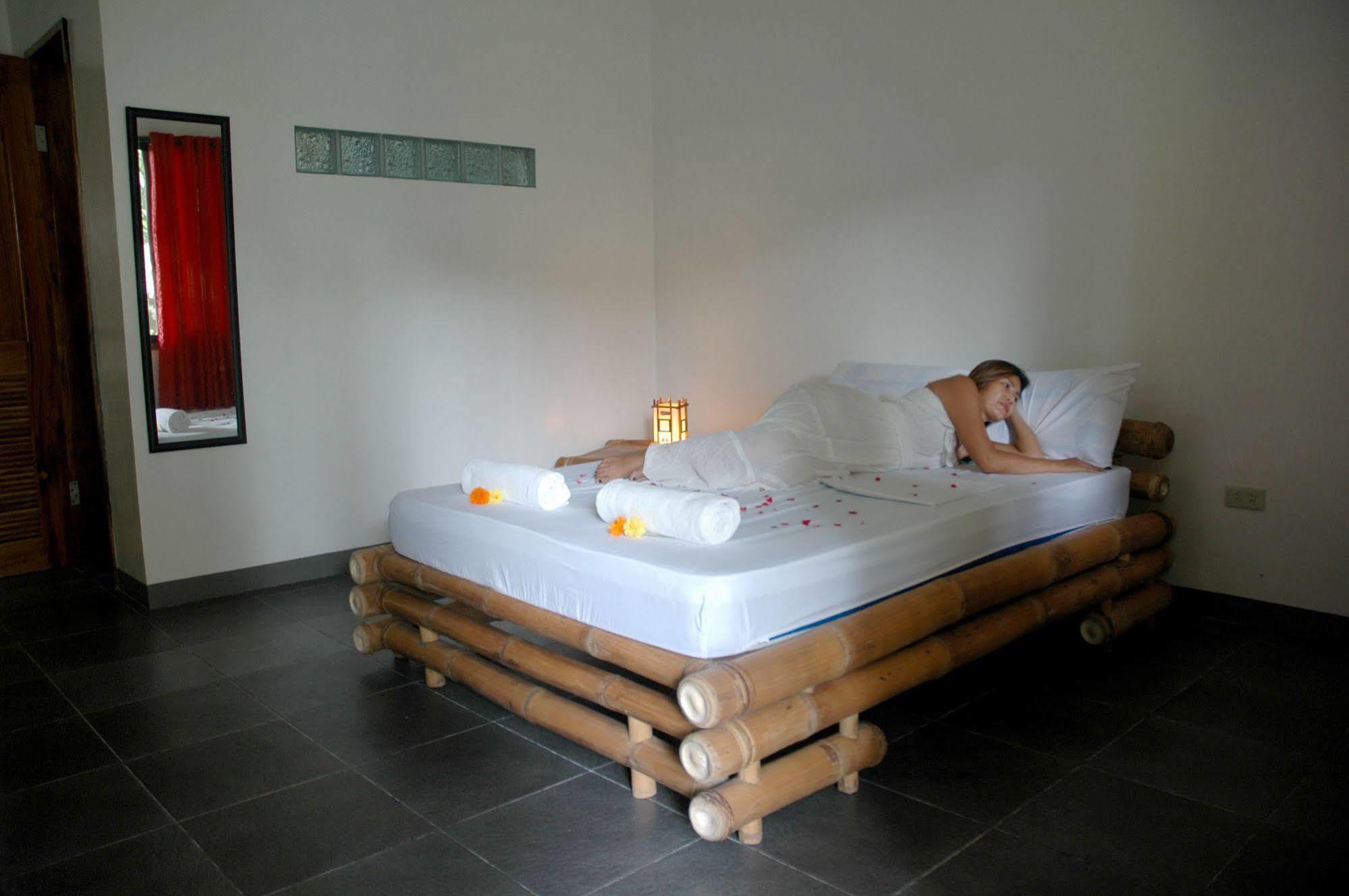 Neptune Diving Resort Santander