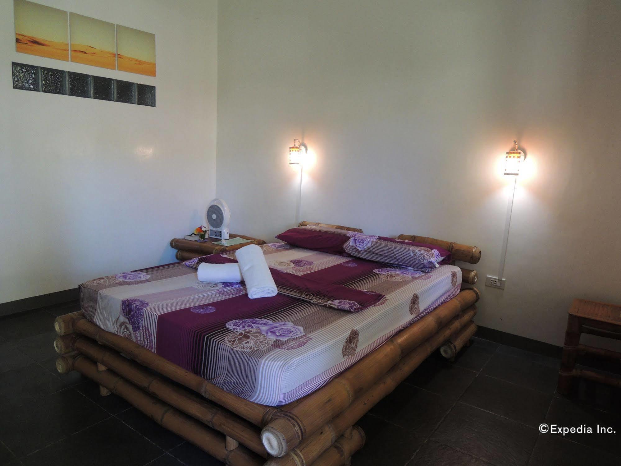 Neptune Diving Resort Santander 2* Santander