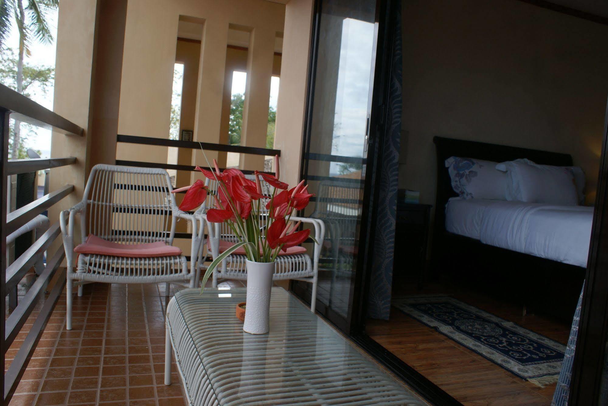 Voda Krasna & Restaurant 3* Alcoy