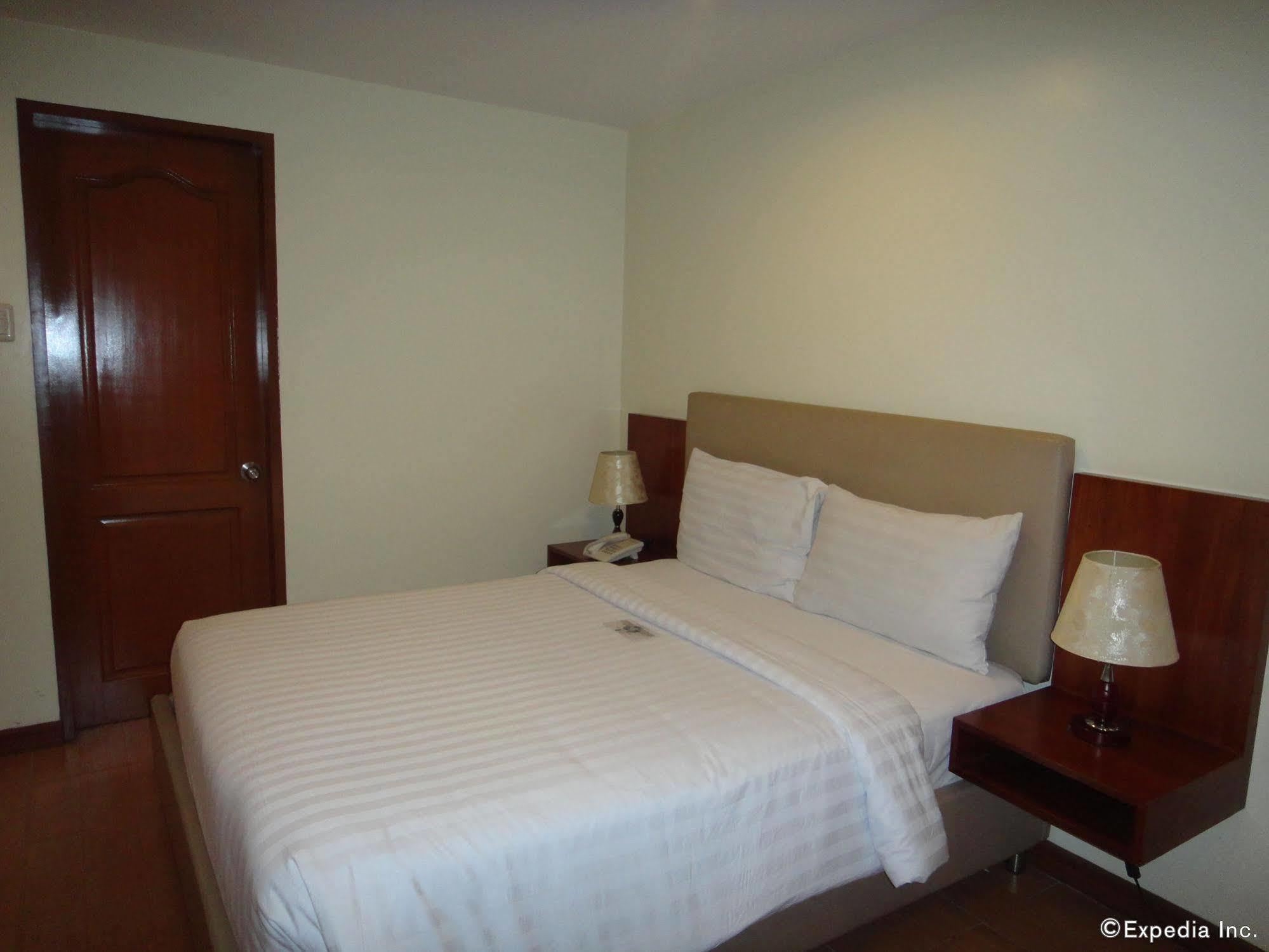 The Well 2* Cebu